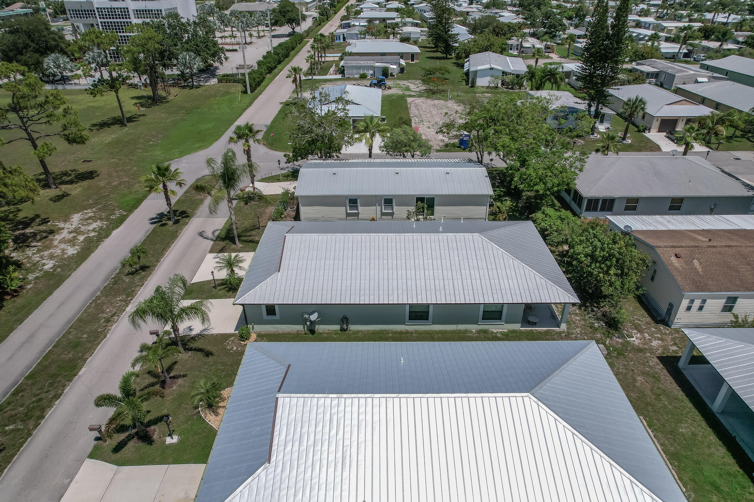 29 Mediterranean Boulevard W Property Photo 33