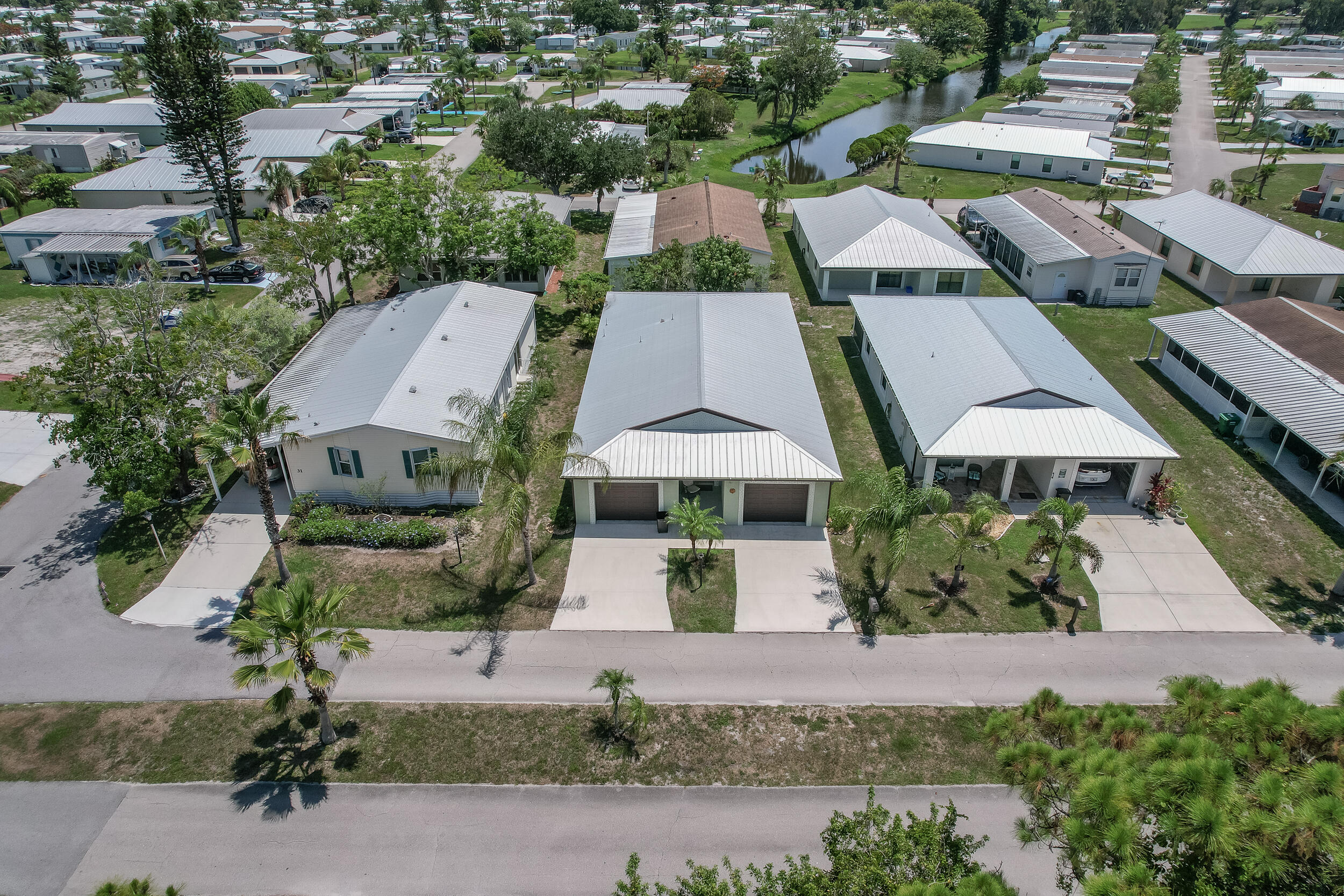 29 Mediterranean Boulevard W Property Photo 35