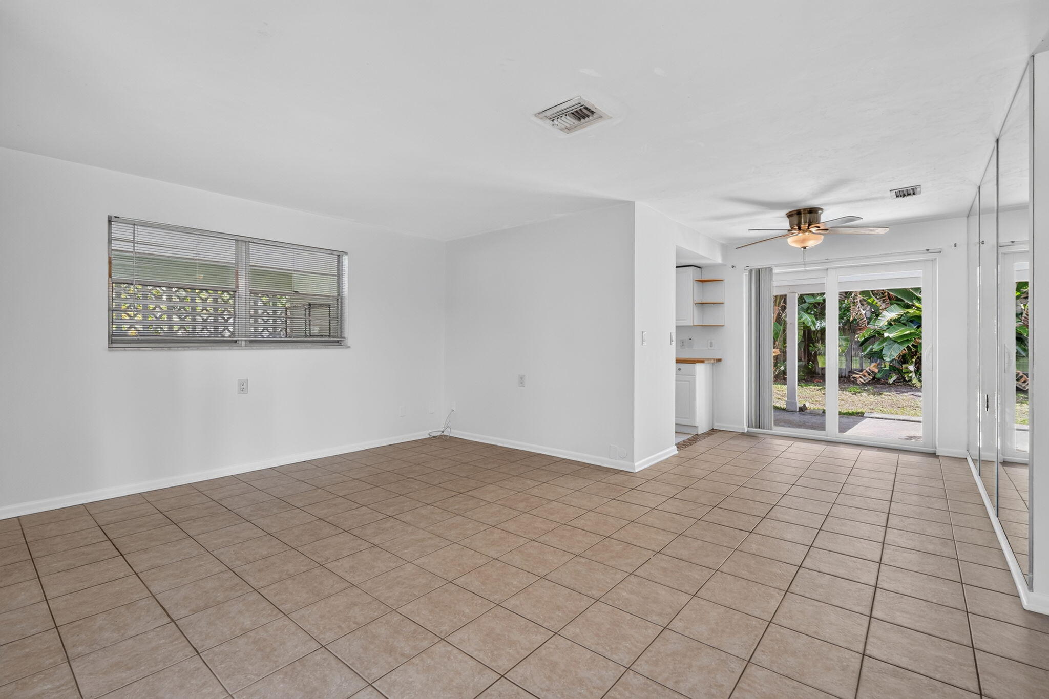 101 E Beverly Road E Property Photo 14