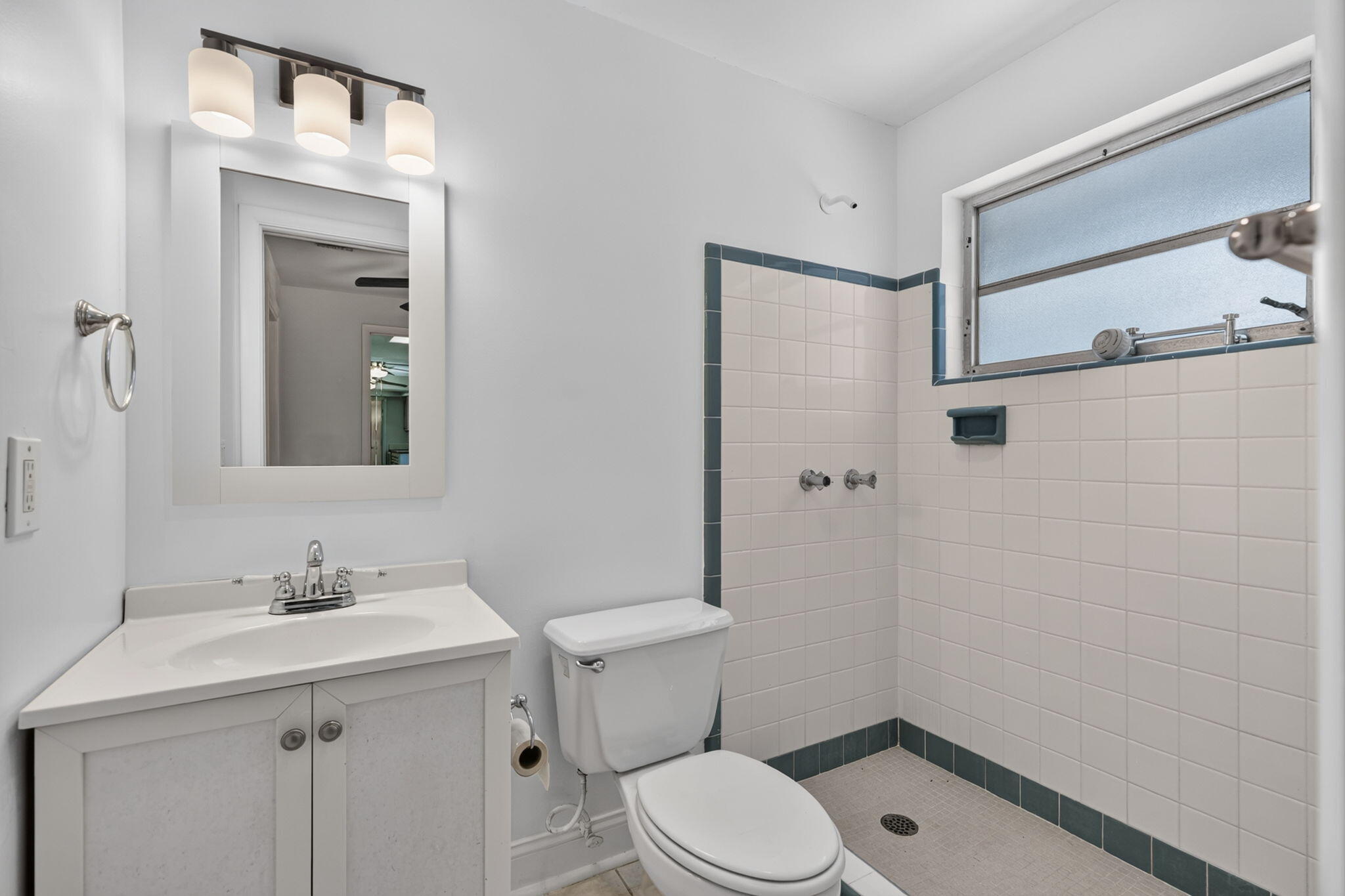 101 E Beverly Road E Property Photo 26
