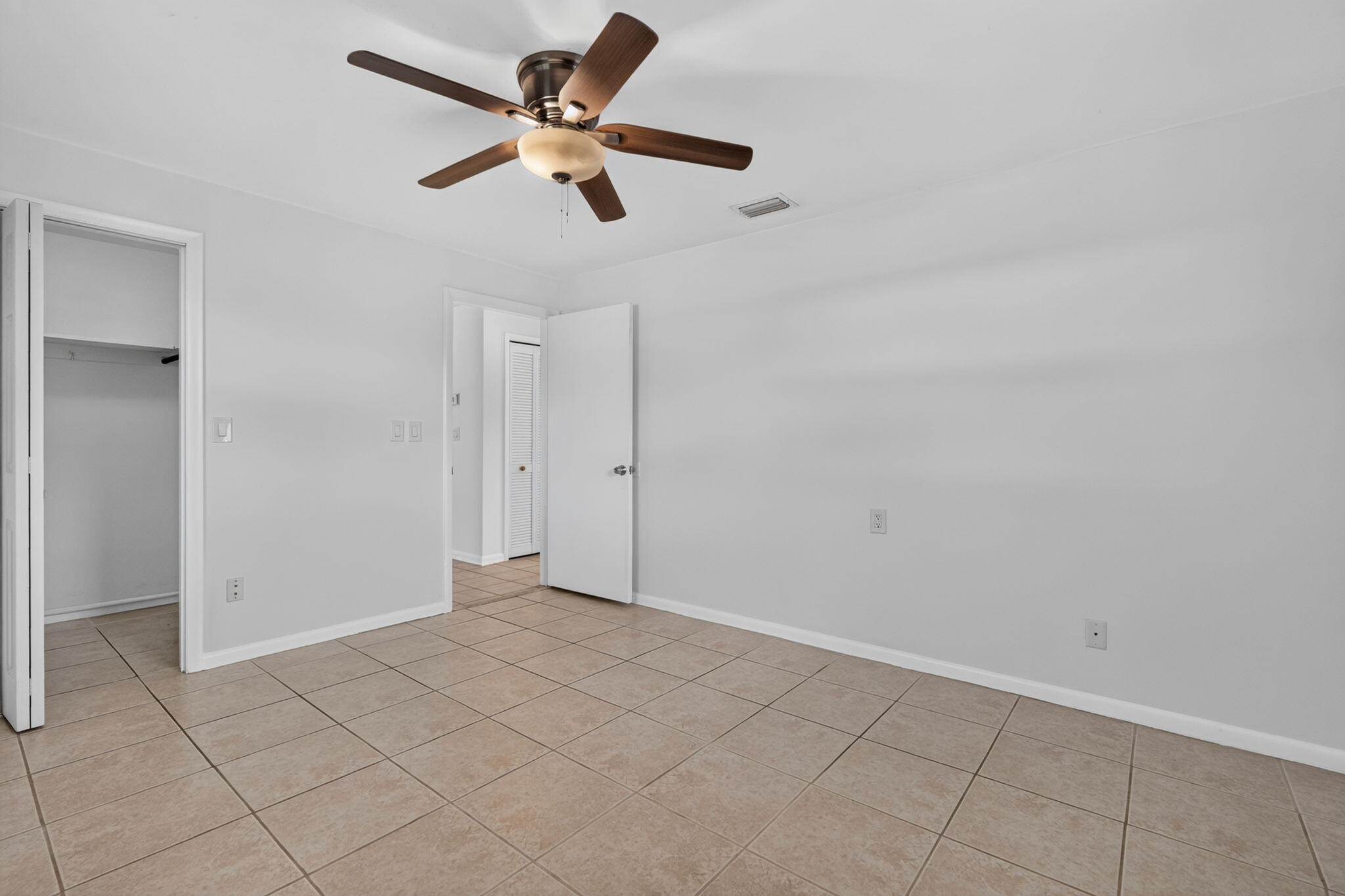 101 E Beverly Road E Property Photo 30