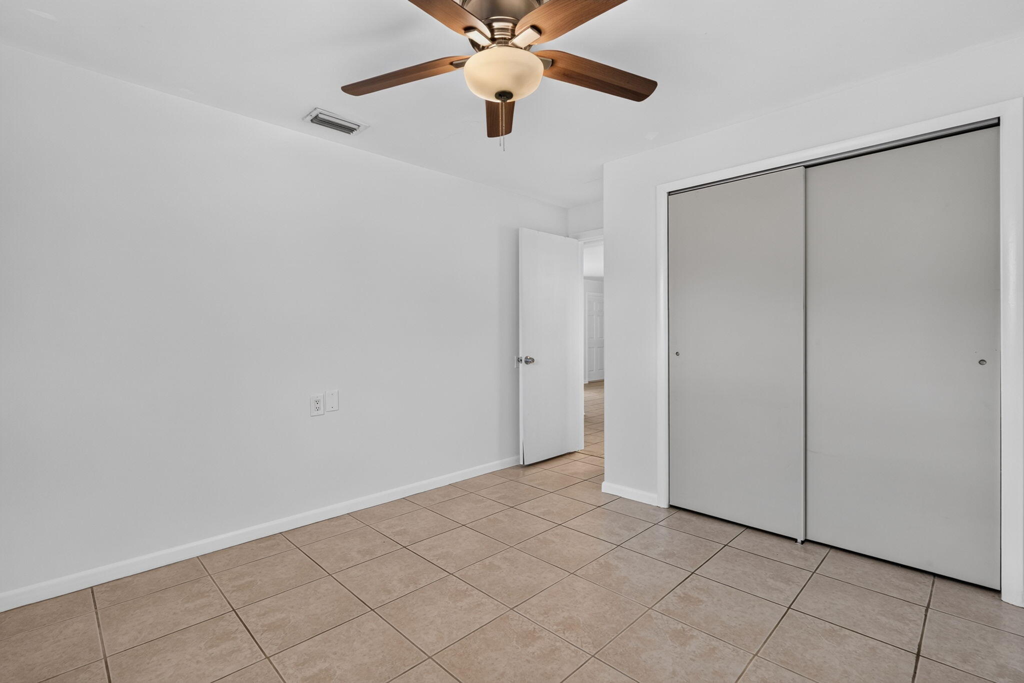 101 E Beverly Road E Property Photo 34
