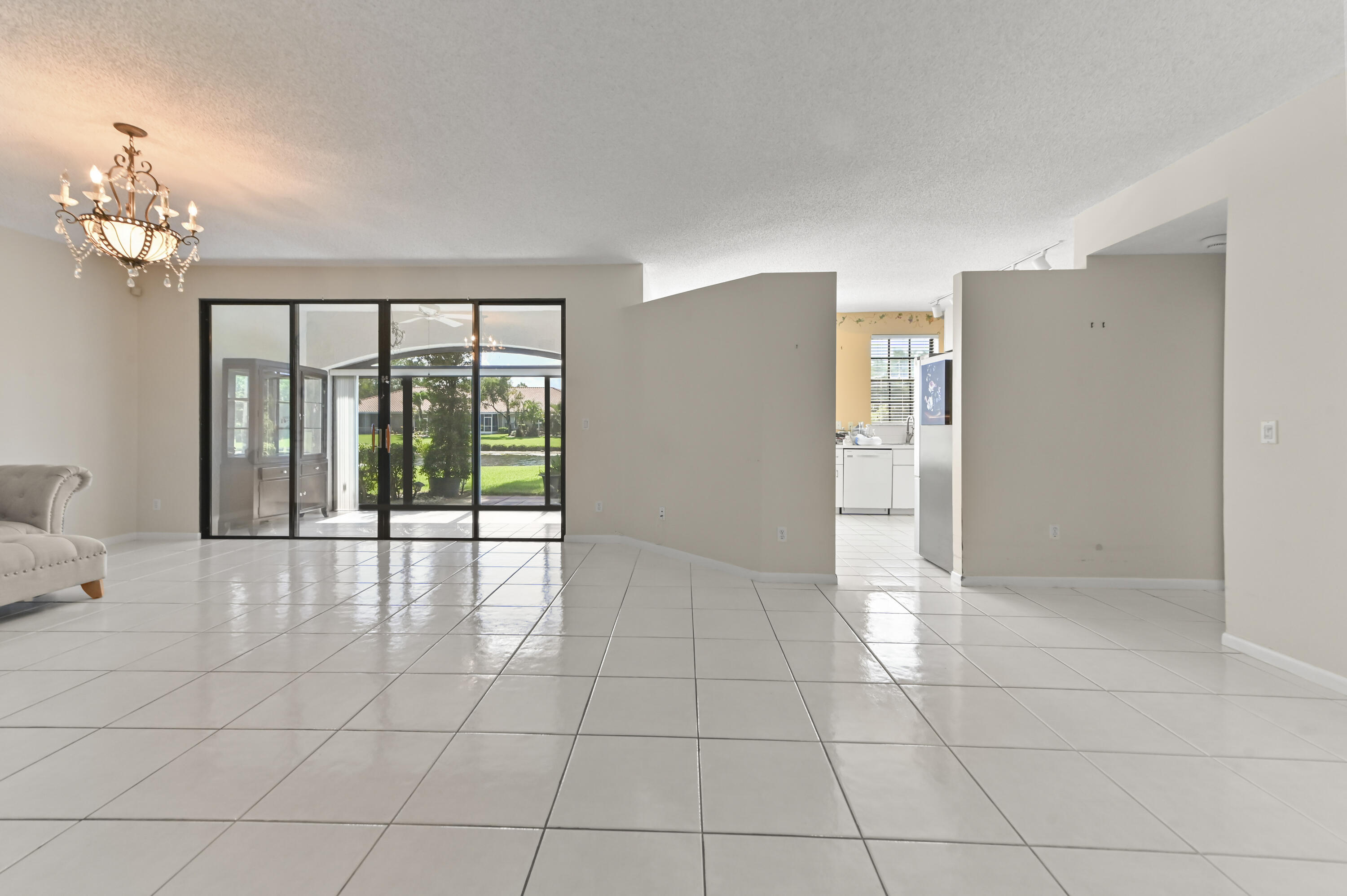5965 Parkwalk Drive 913 Property Photo 11