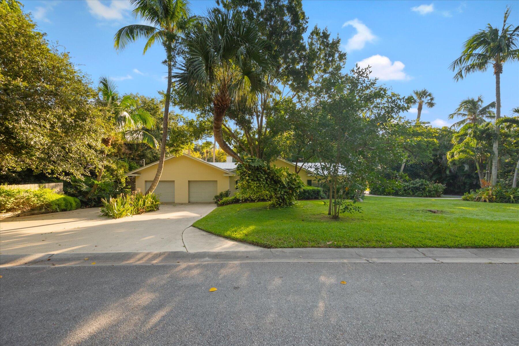 24/22 Via Lucindia Drive Property Photo 6