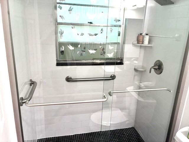 237 Farnham J Property Photo 9