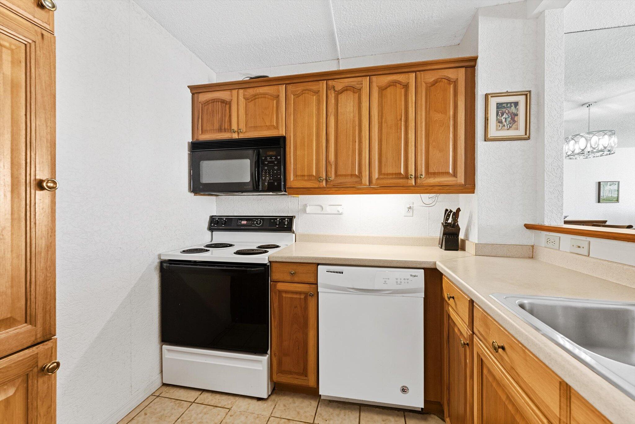 3540 S Ocean Boulevard 604 Property Photo 6