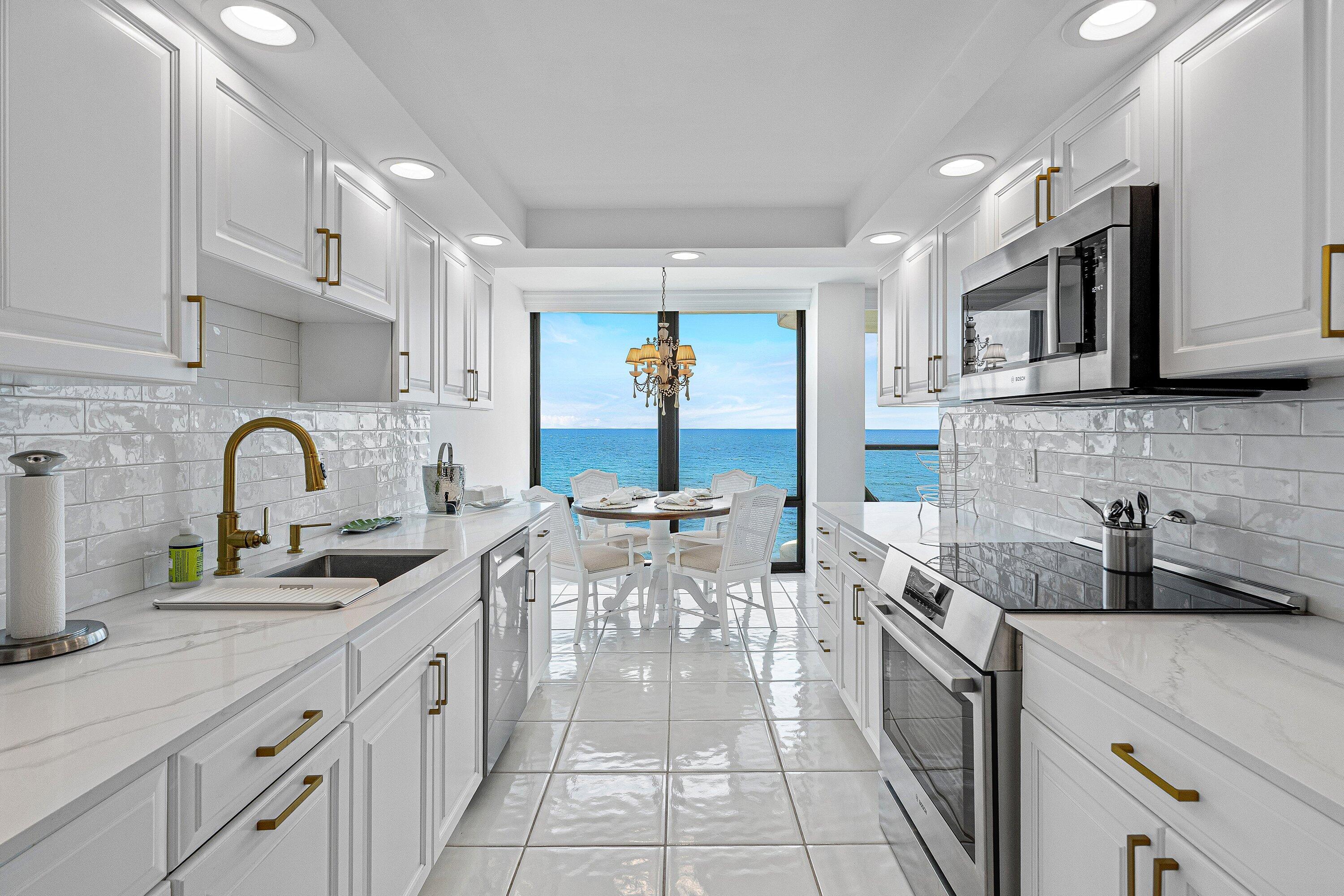 250 S Ocean Boulevard 6c Property Photo 14