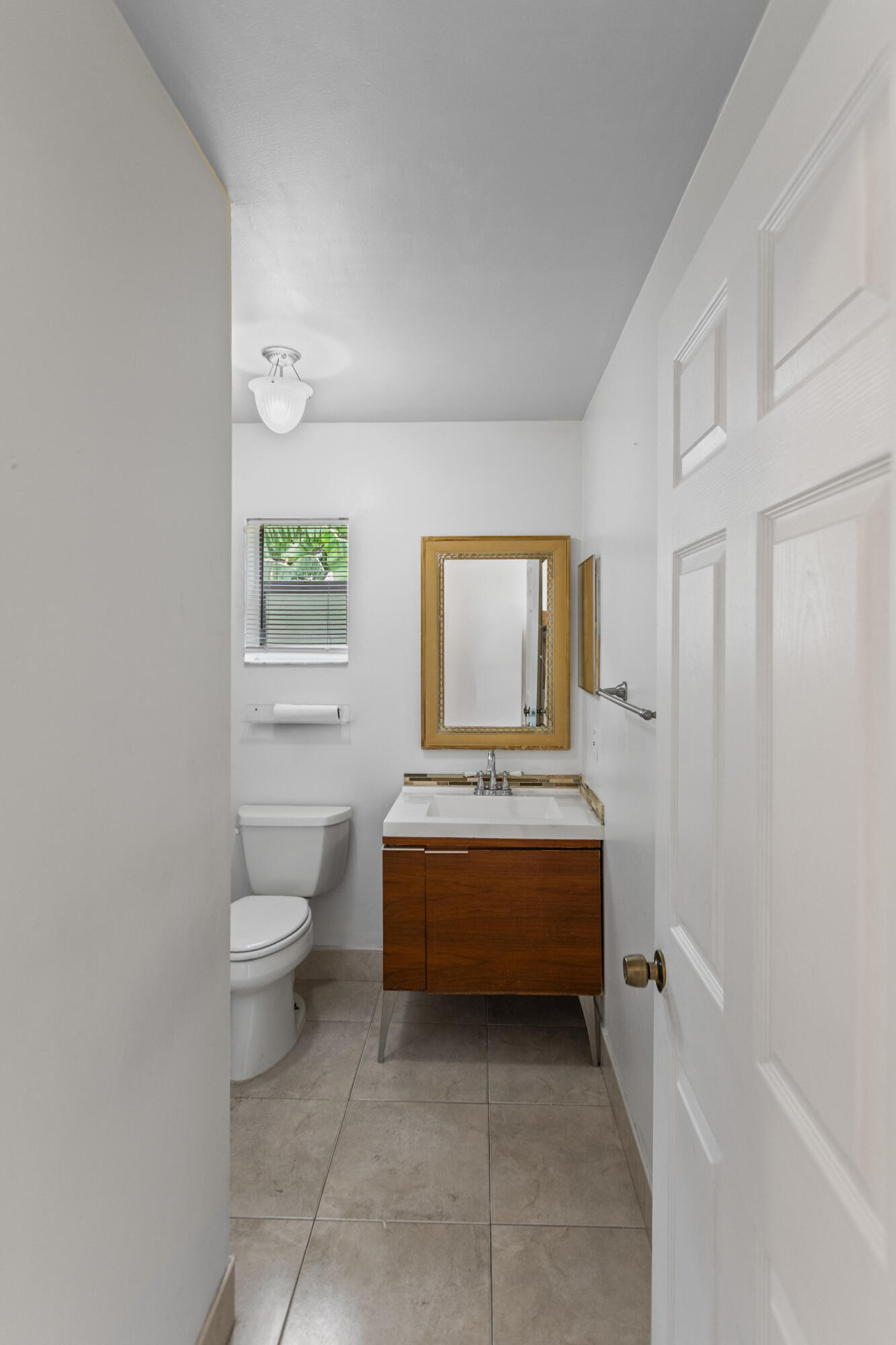 13945 Langley Place Property Photo 3