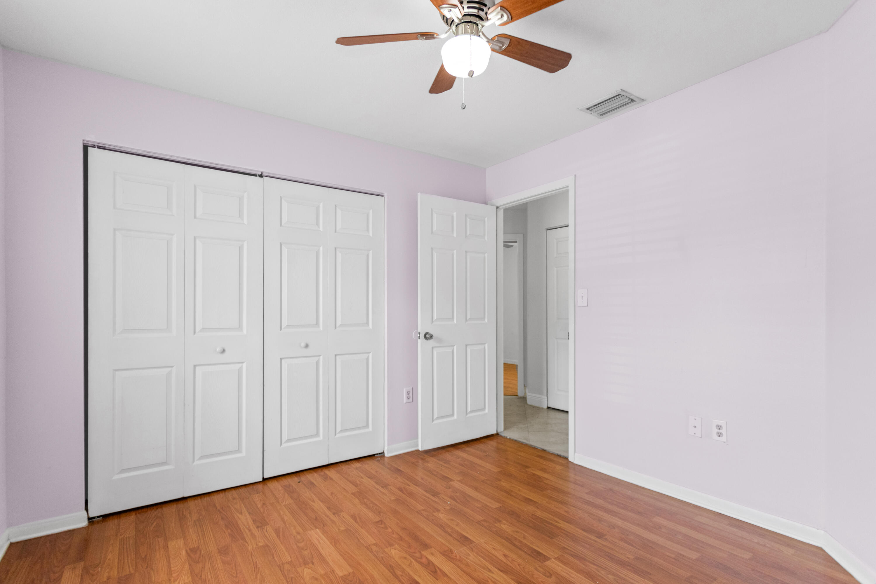 13945 Langley Place Property Photo 5