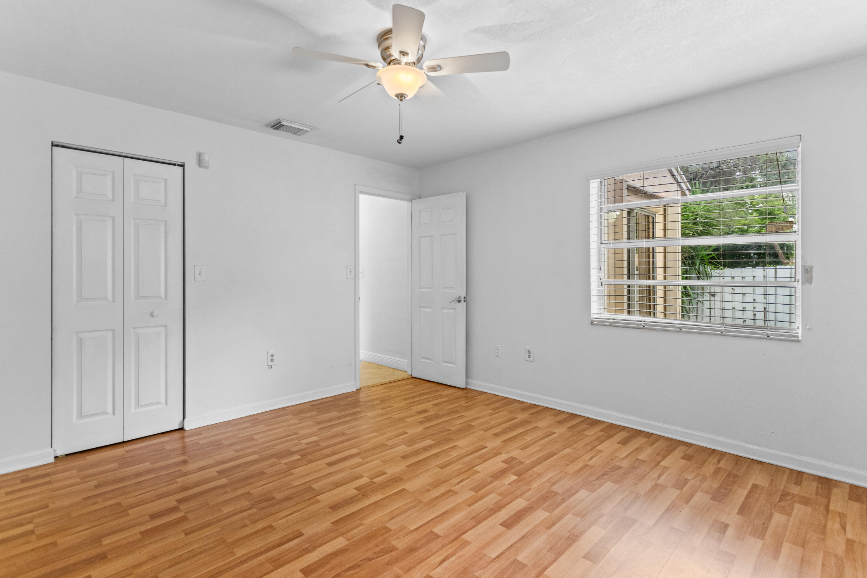 13945 Langley Place Property Photo 7