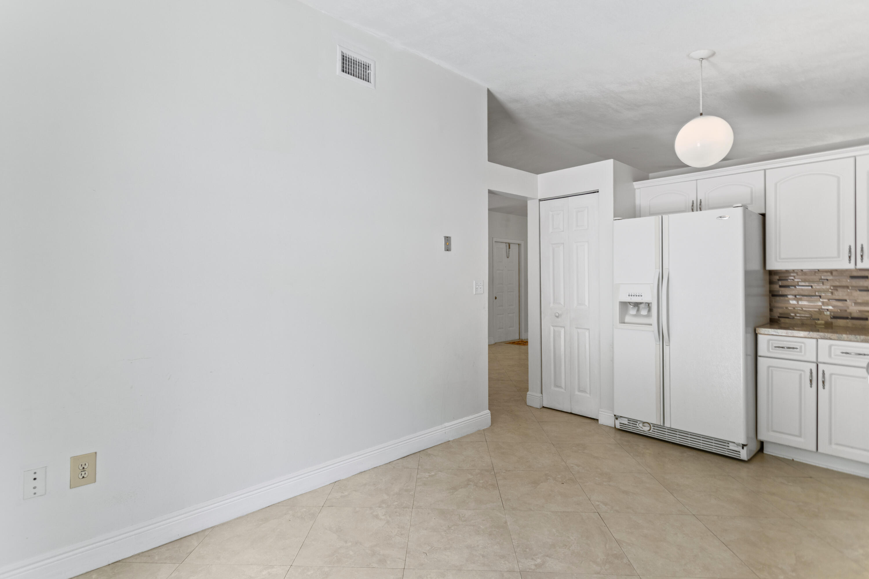 13945 Langley Place Property Photo 19