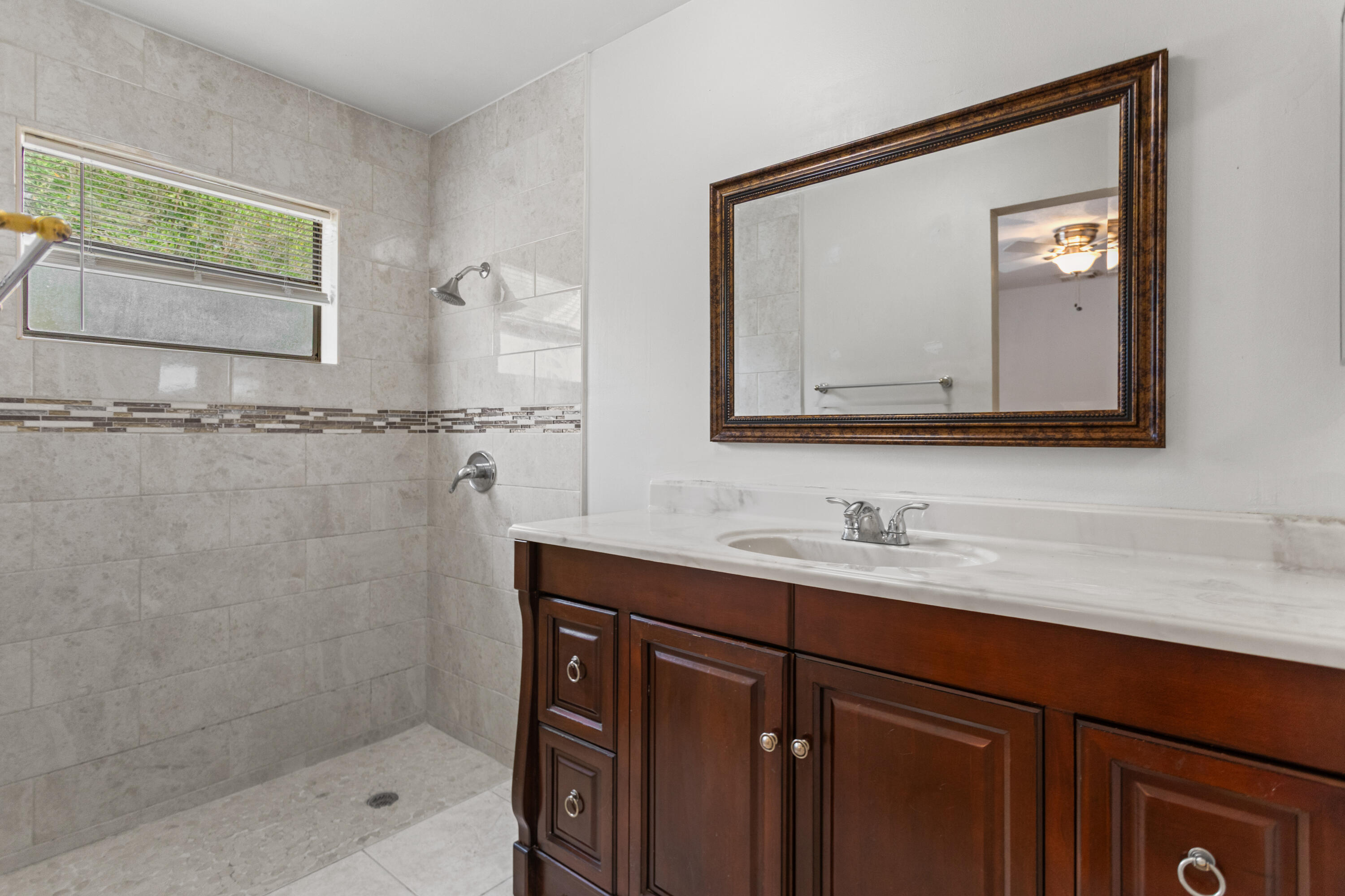 13945 Langley Place Property Photo 23