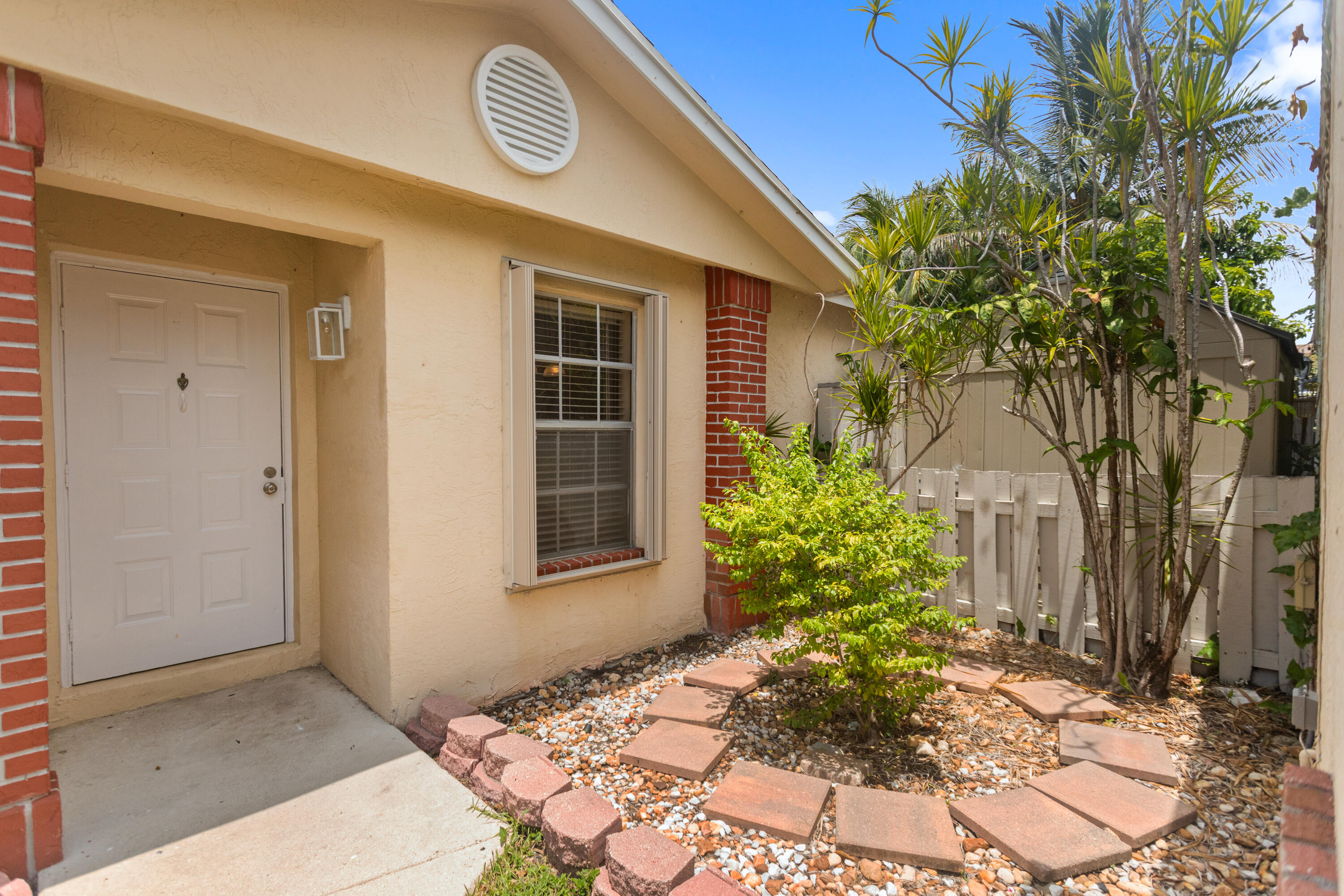 13945 Langley Place Property Photo 31