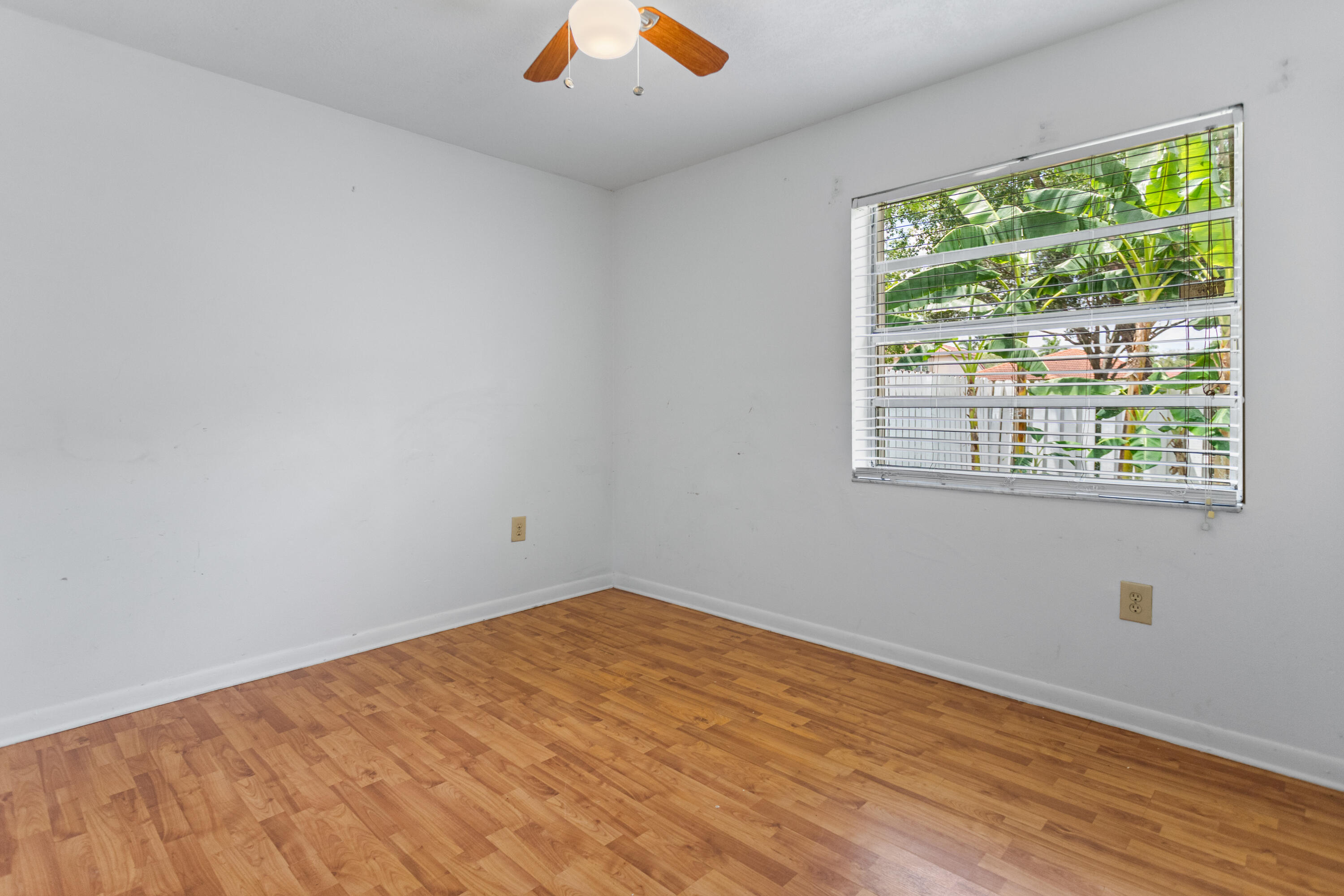 13945 Langley Place Property Photo 48