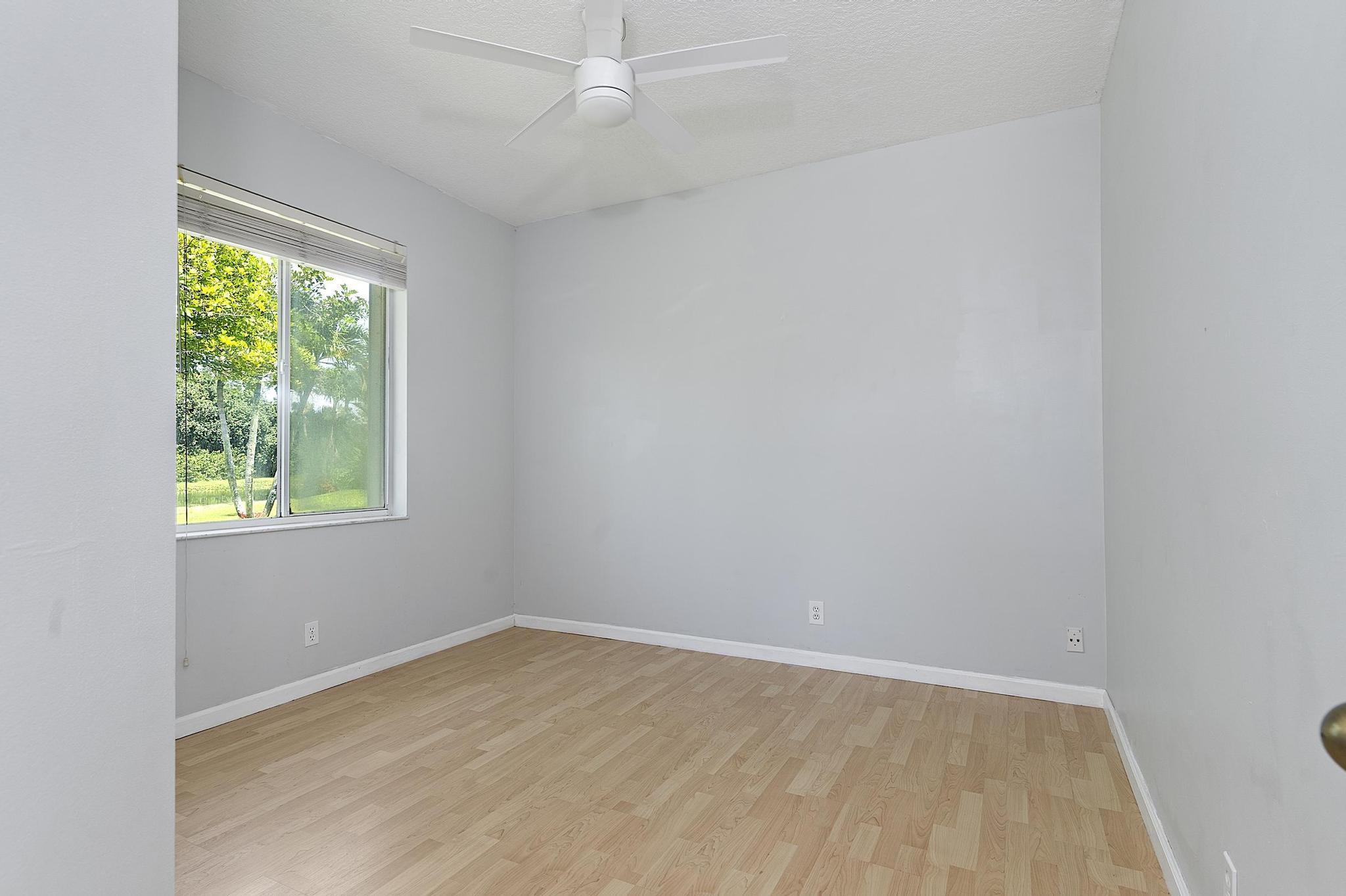 875 Bayside Lane Property Photo 23