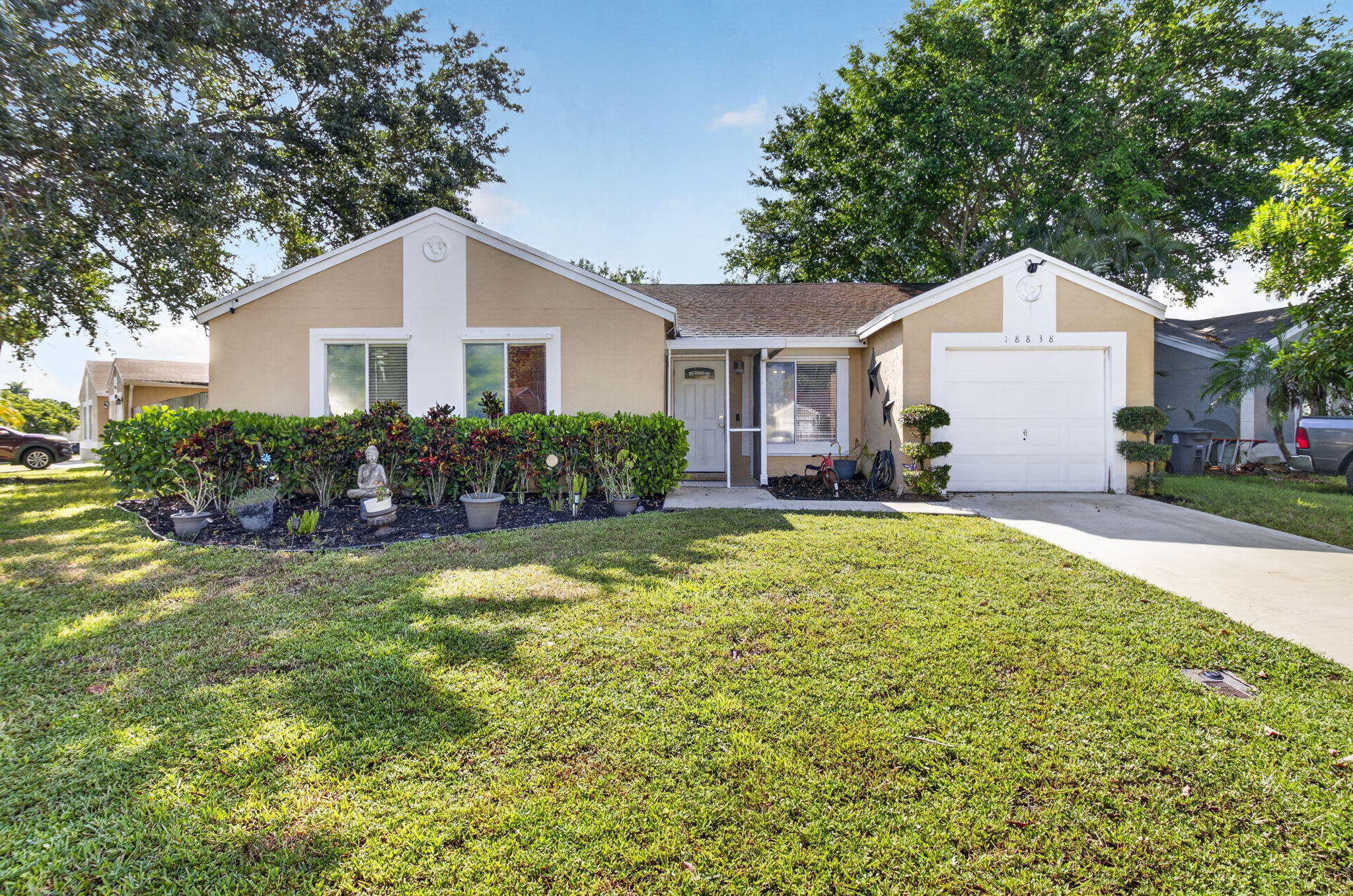 18838 Cloud Lake Circle Property Photo 1