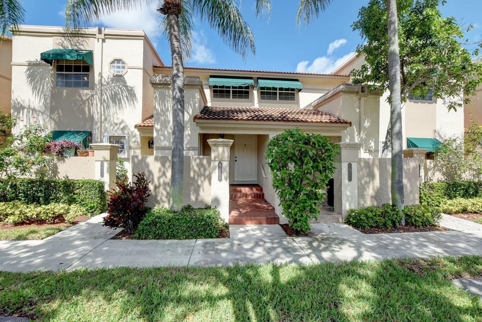 6614 VIA REGINA Property Photo 1