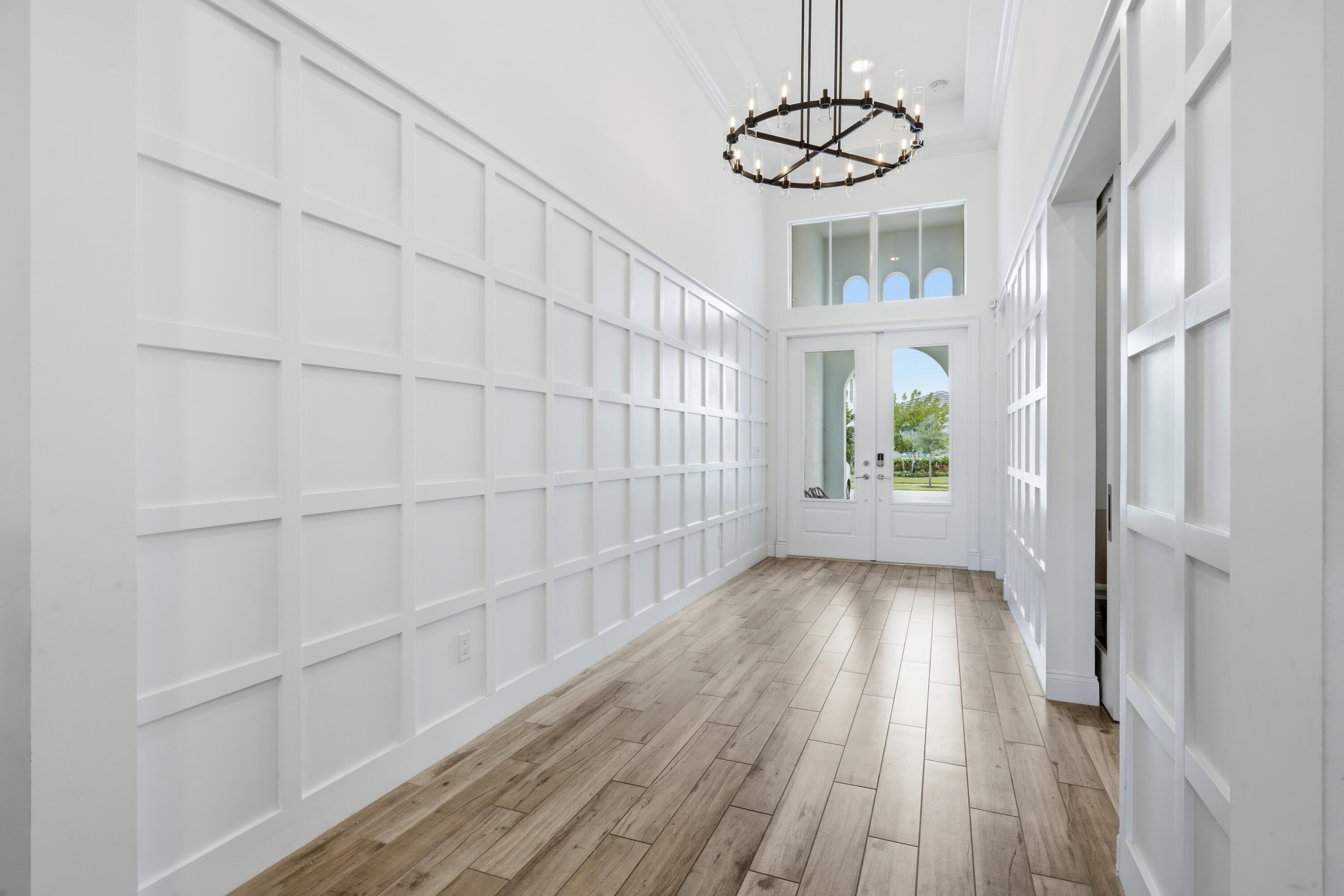 12269 Waterstone Circle Property Photo 4