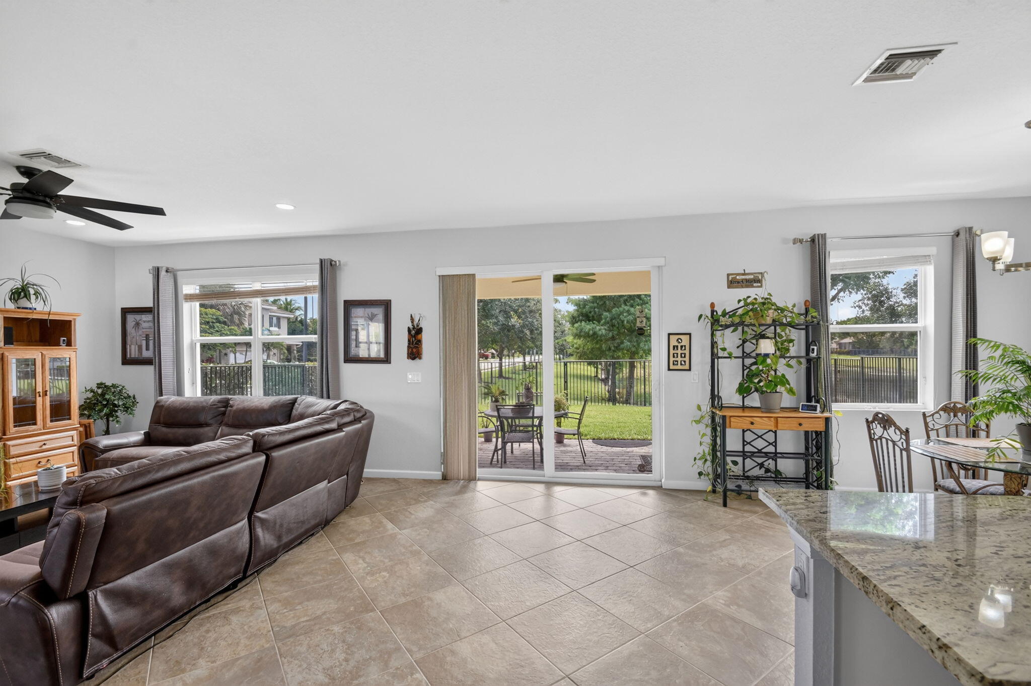 5652 Caranday Palm Drive Property Photo 14