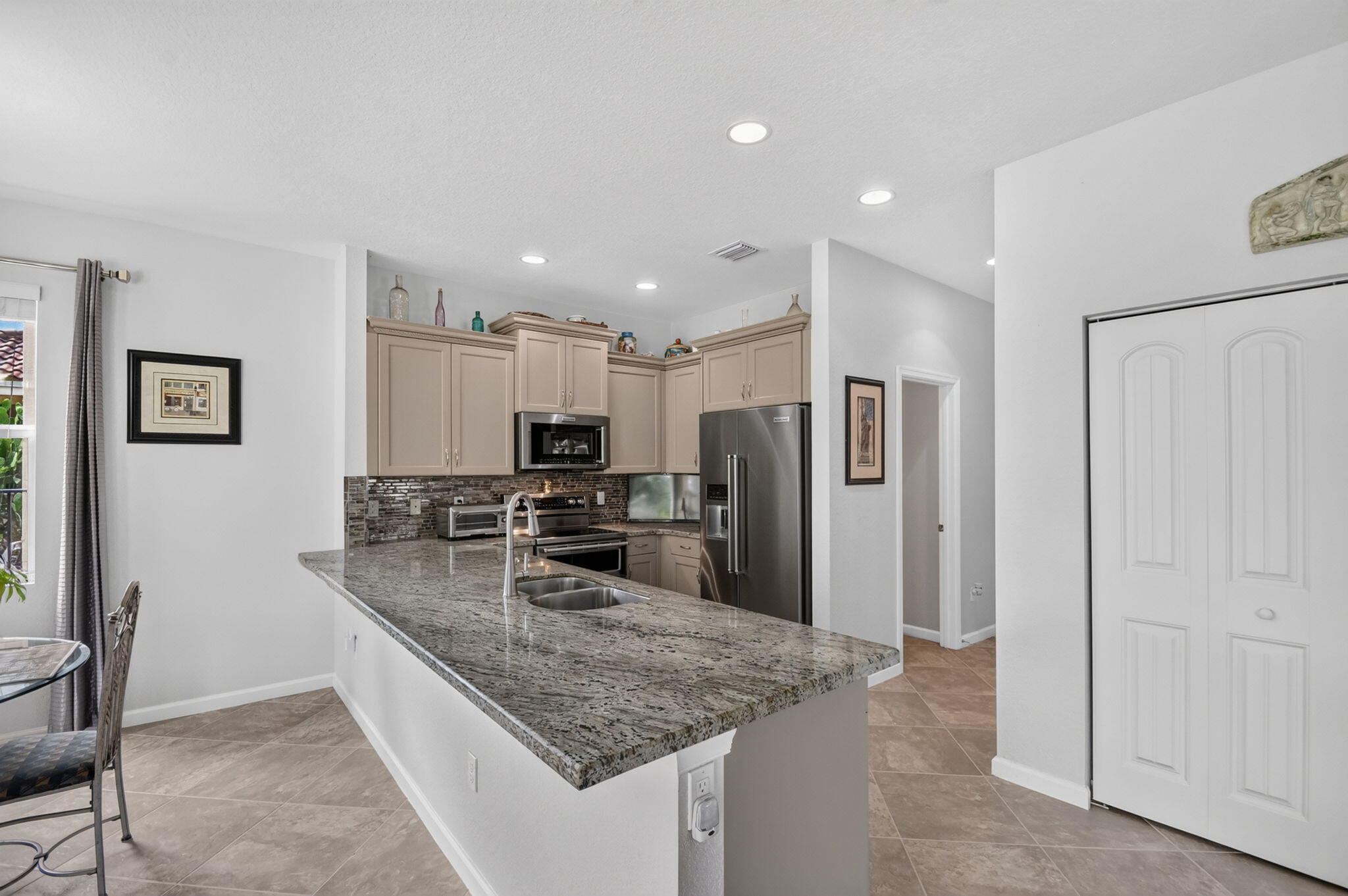5652 Caranday Palm Drive Property Photo 19