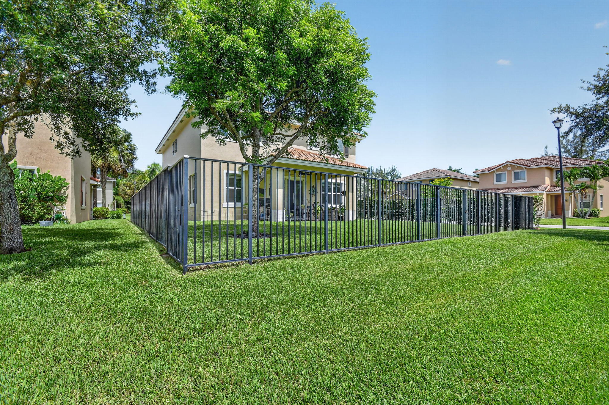 5652 Caranday Palm Drive Property Photo 51