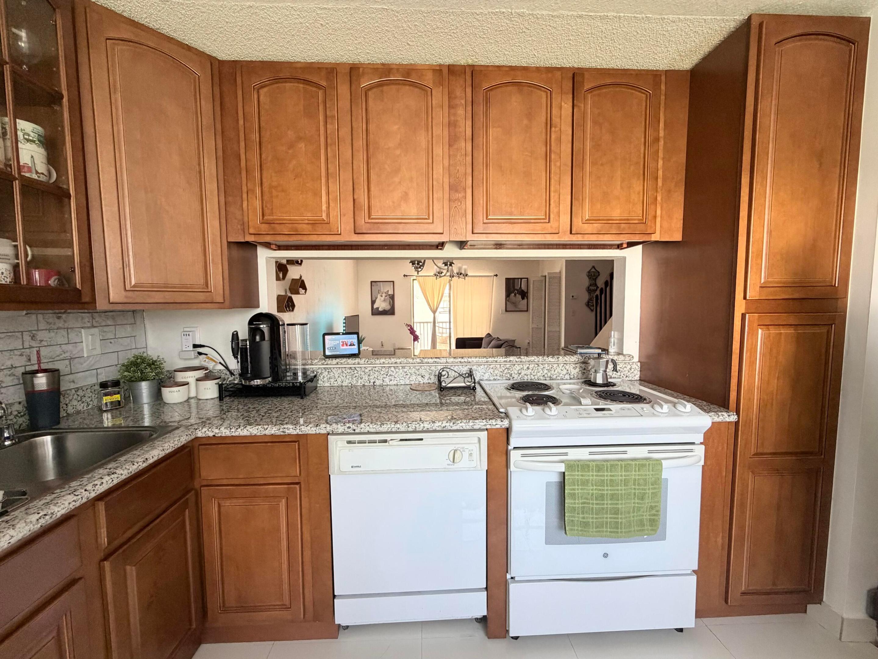 9908 Hammocks Boulevard 103-42 Property Photo 6