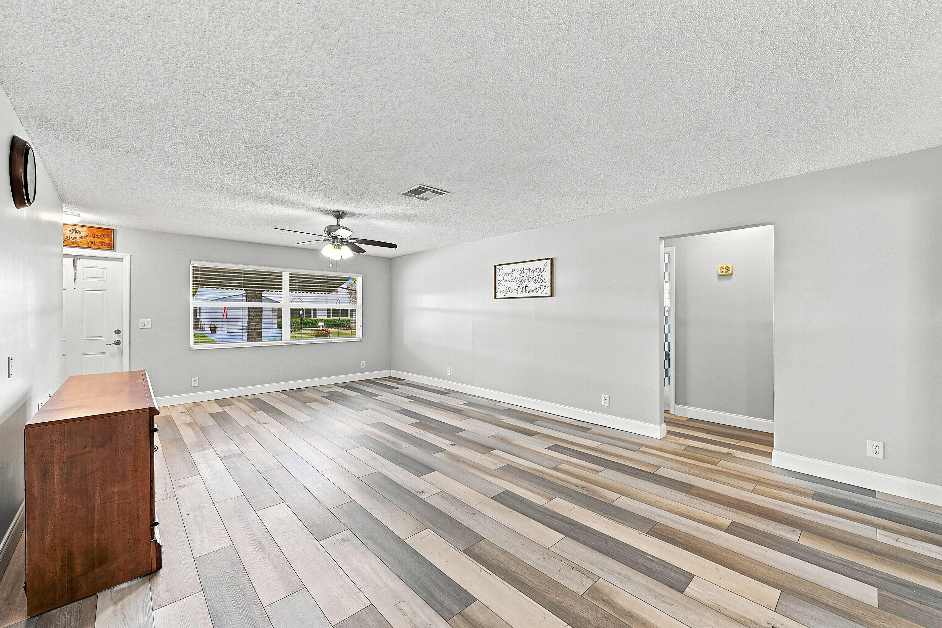 8960 Nw 12th Place Property Photo 11