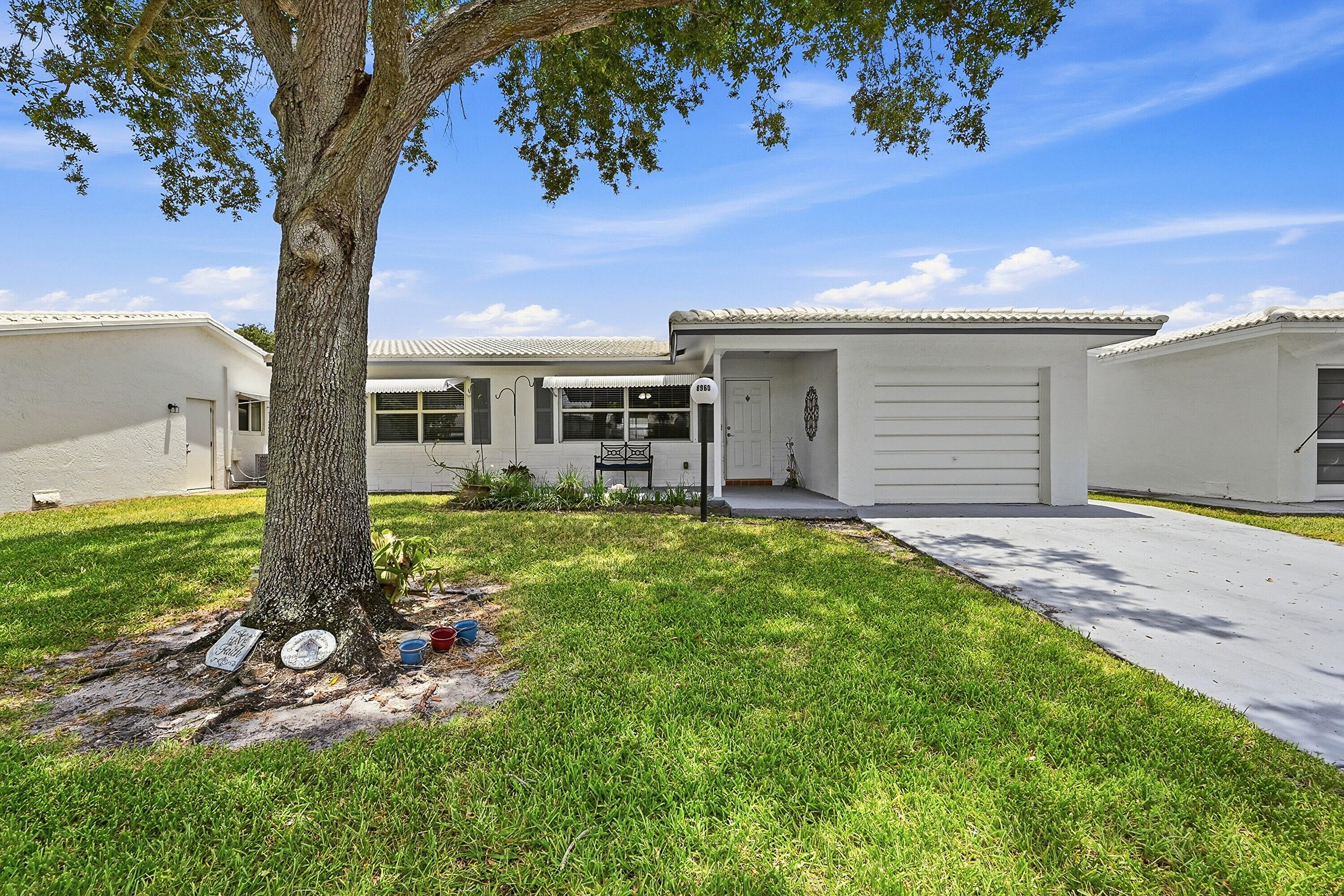 8960 Nw 12th Place Property Photo 16