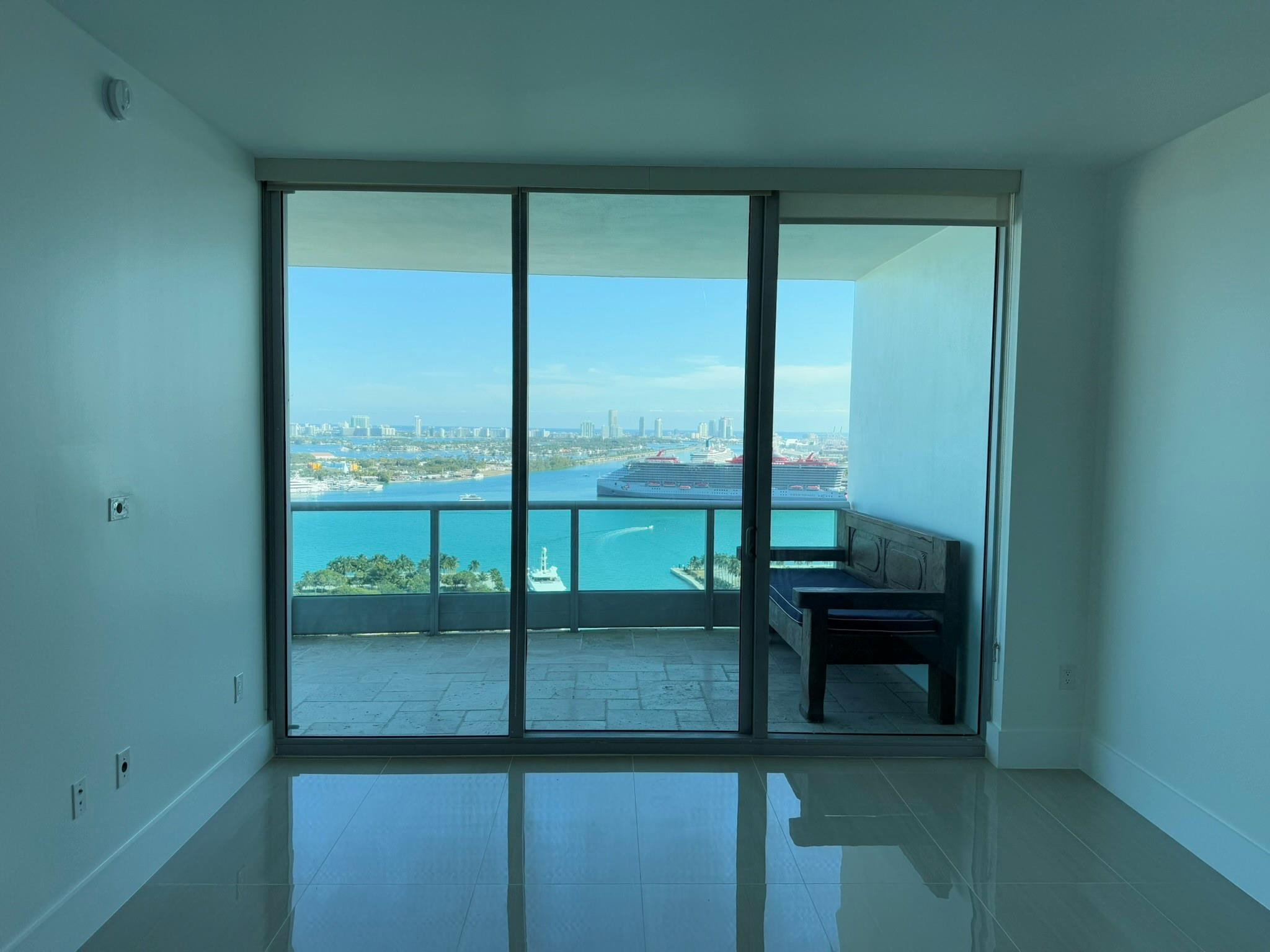 900 Biscayne Boulevard 2807 Property Photo 5