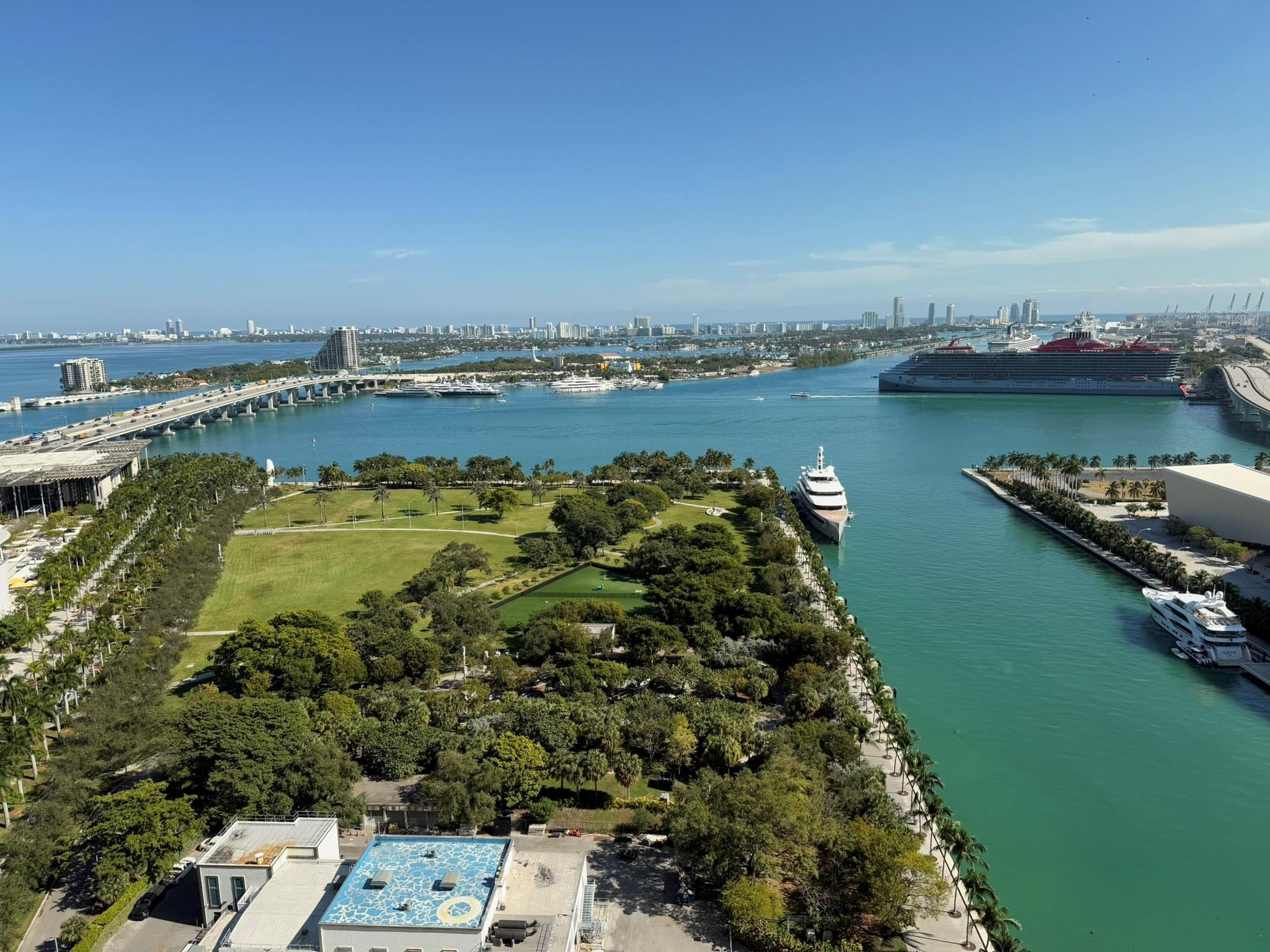 900 Biscayne Boulevard 2807 Property Photo 8