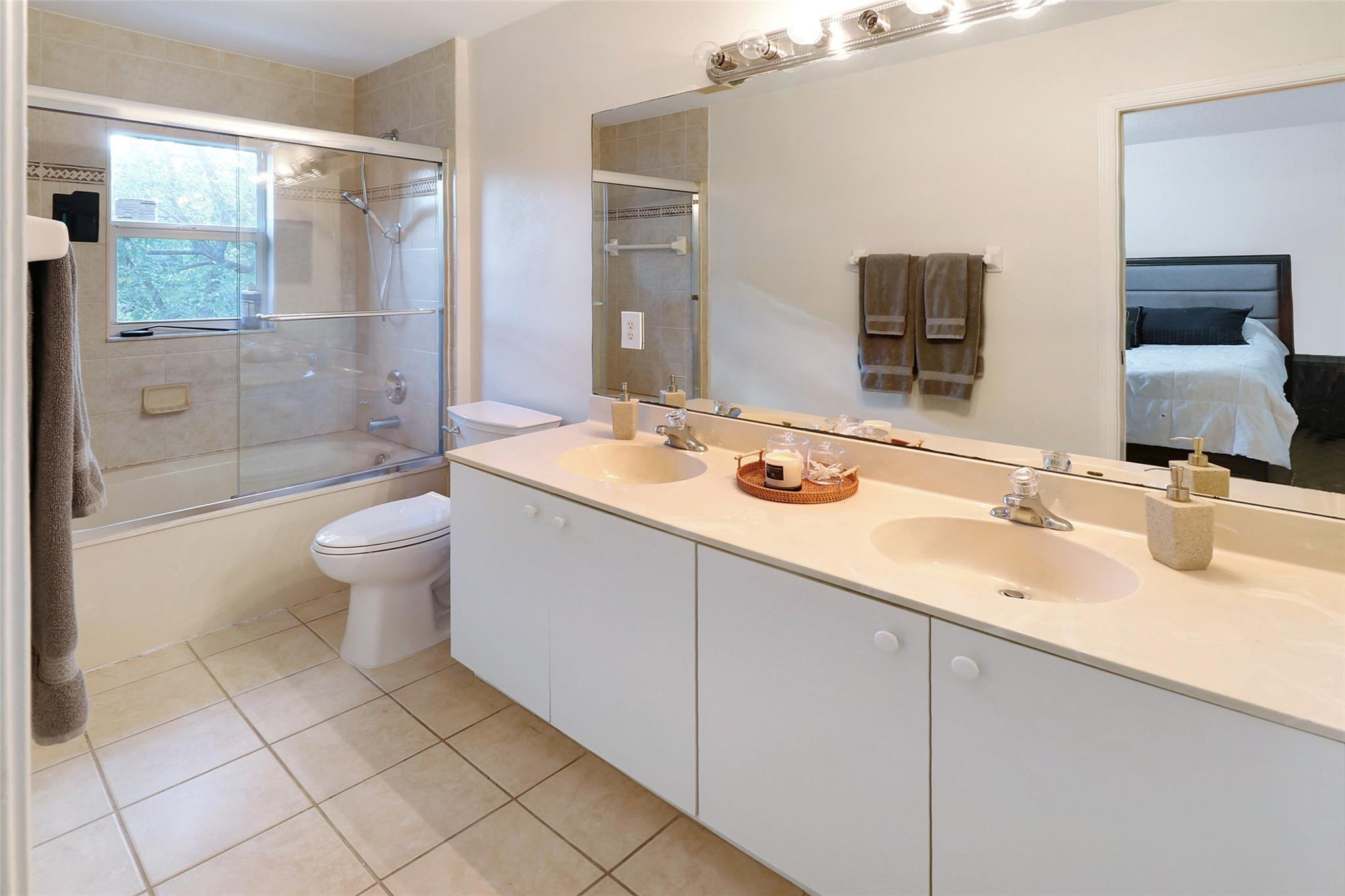 8106 Prestige Commons Drive 8106 Property Photo 11