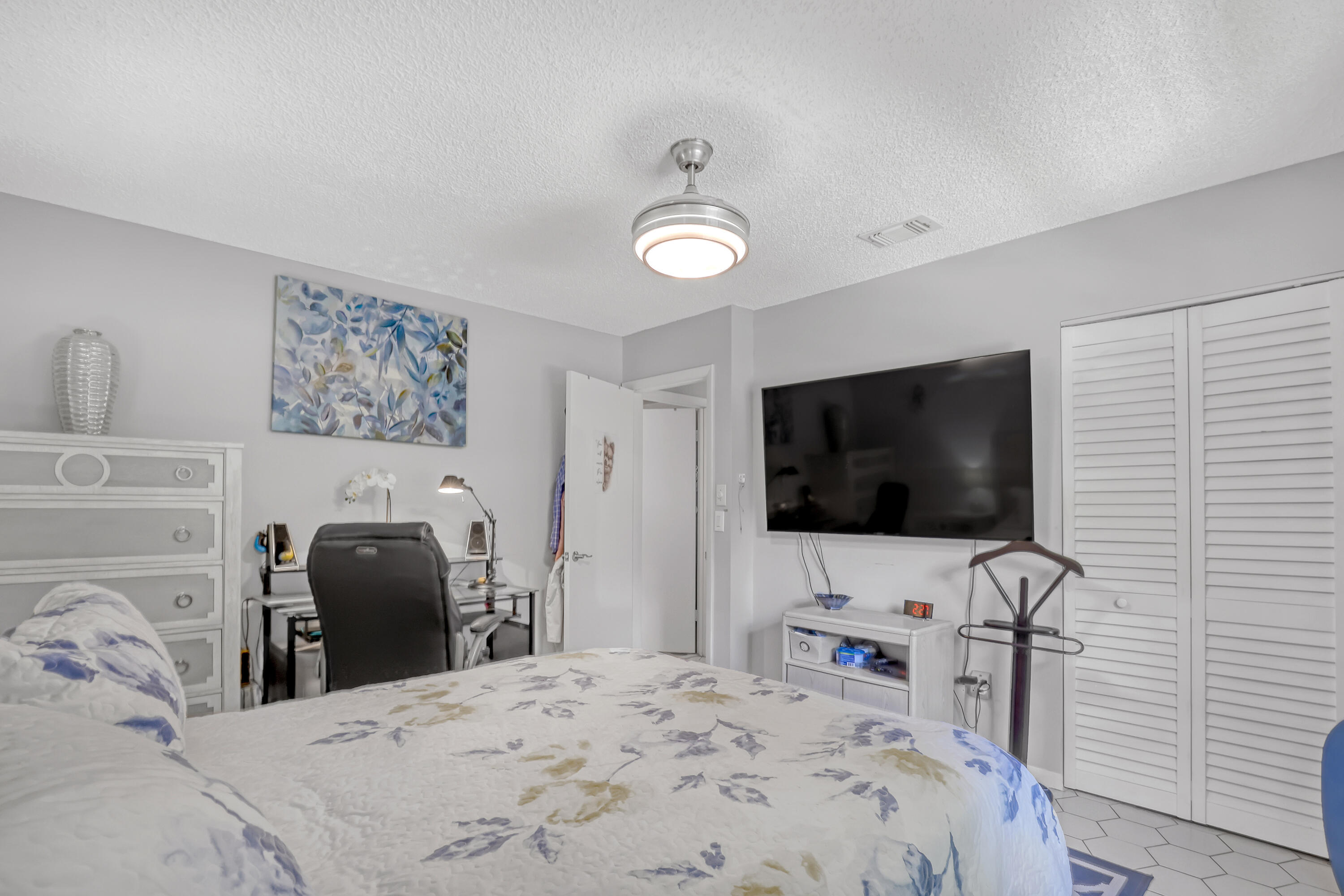 21662 Arriba Real 44-d Property Photo 25
