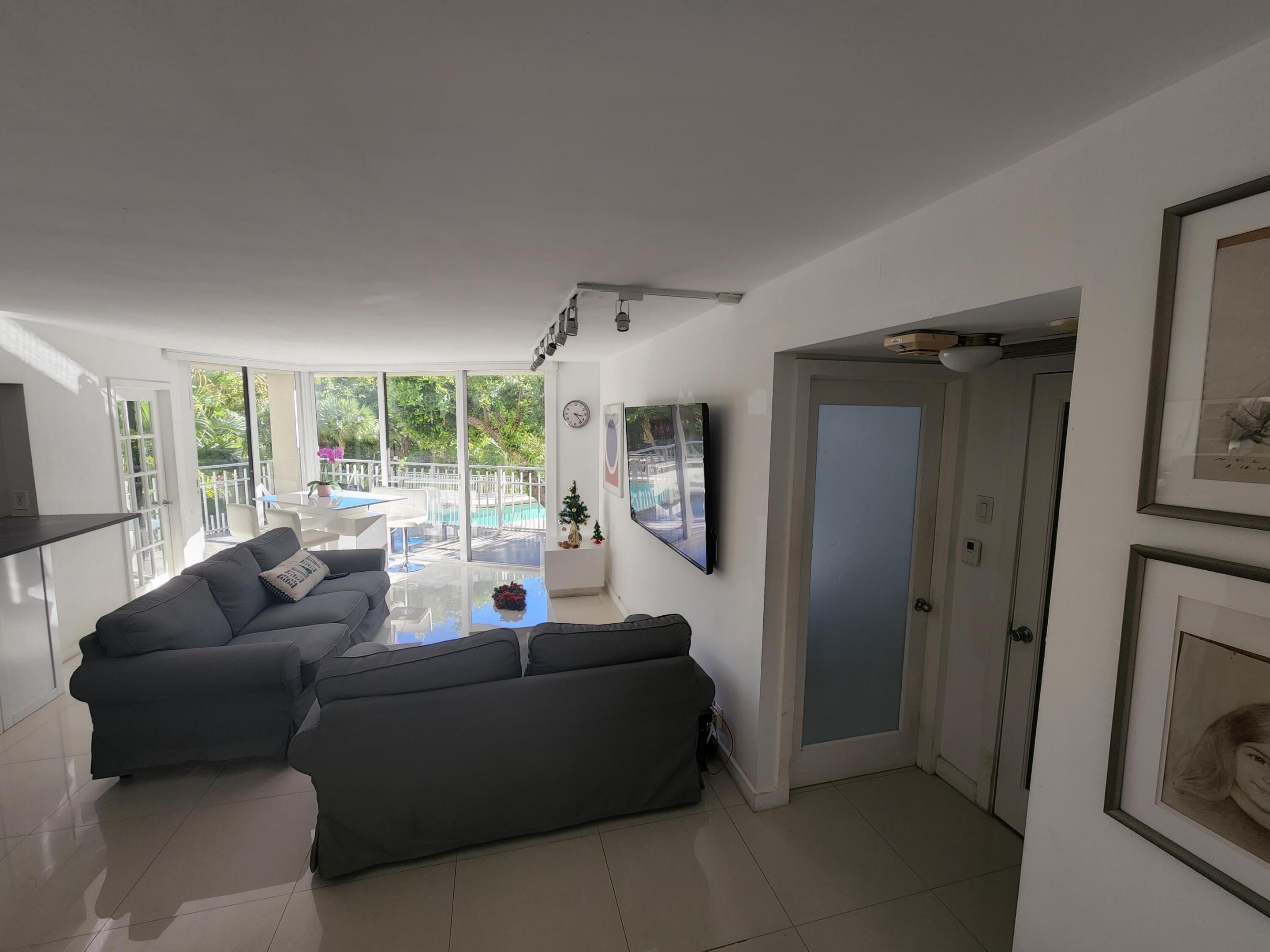 1000 Quayside Terrace 408 Property Photo 6