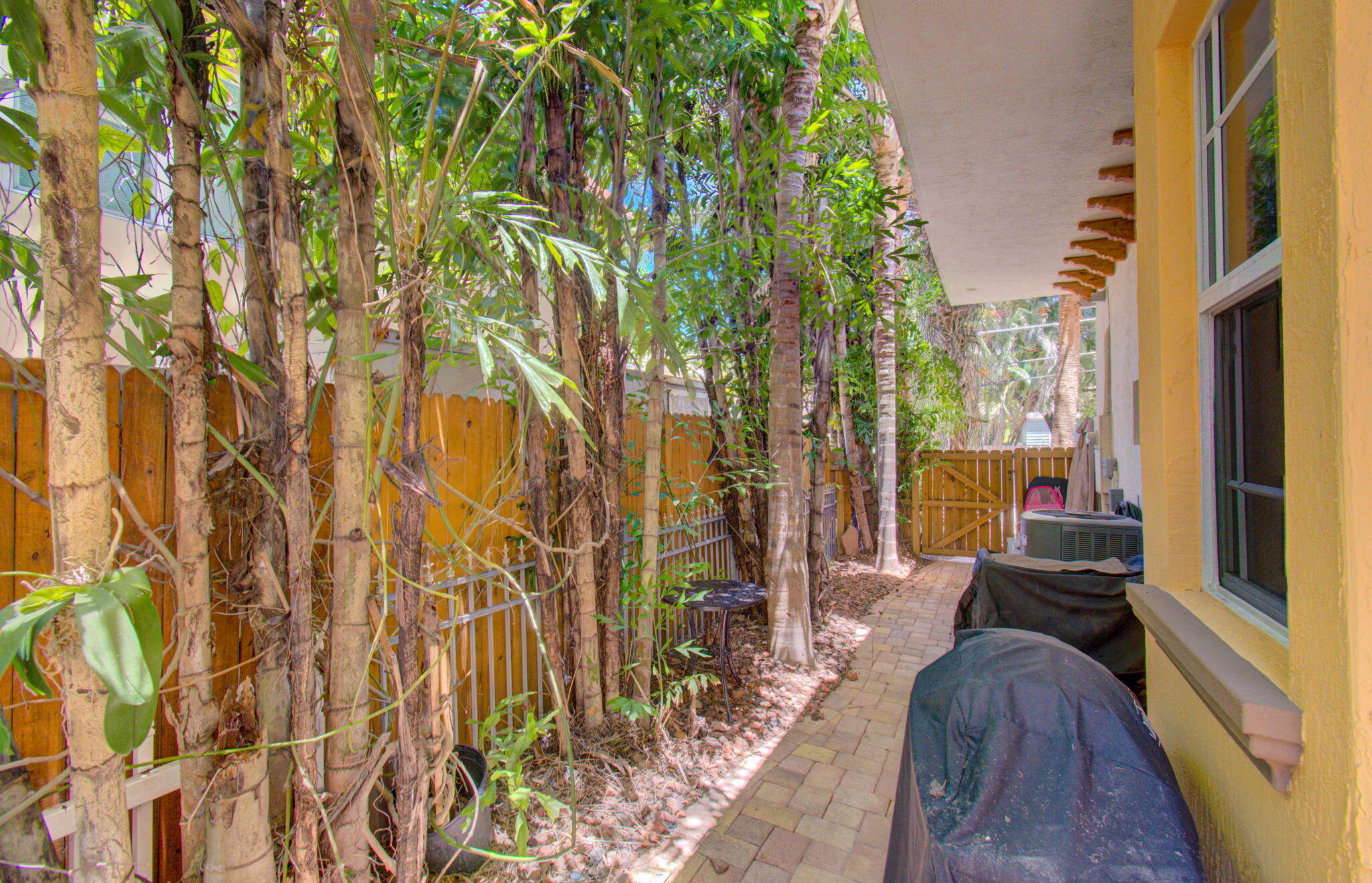 113 Nw 1st Avenue Property Photo 59