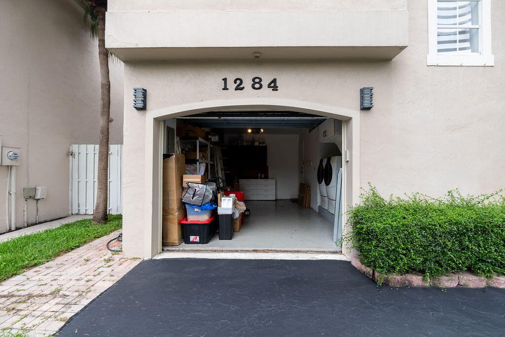 1284 Nw 125th Terrace Property Photo 17
