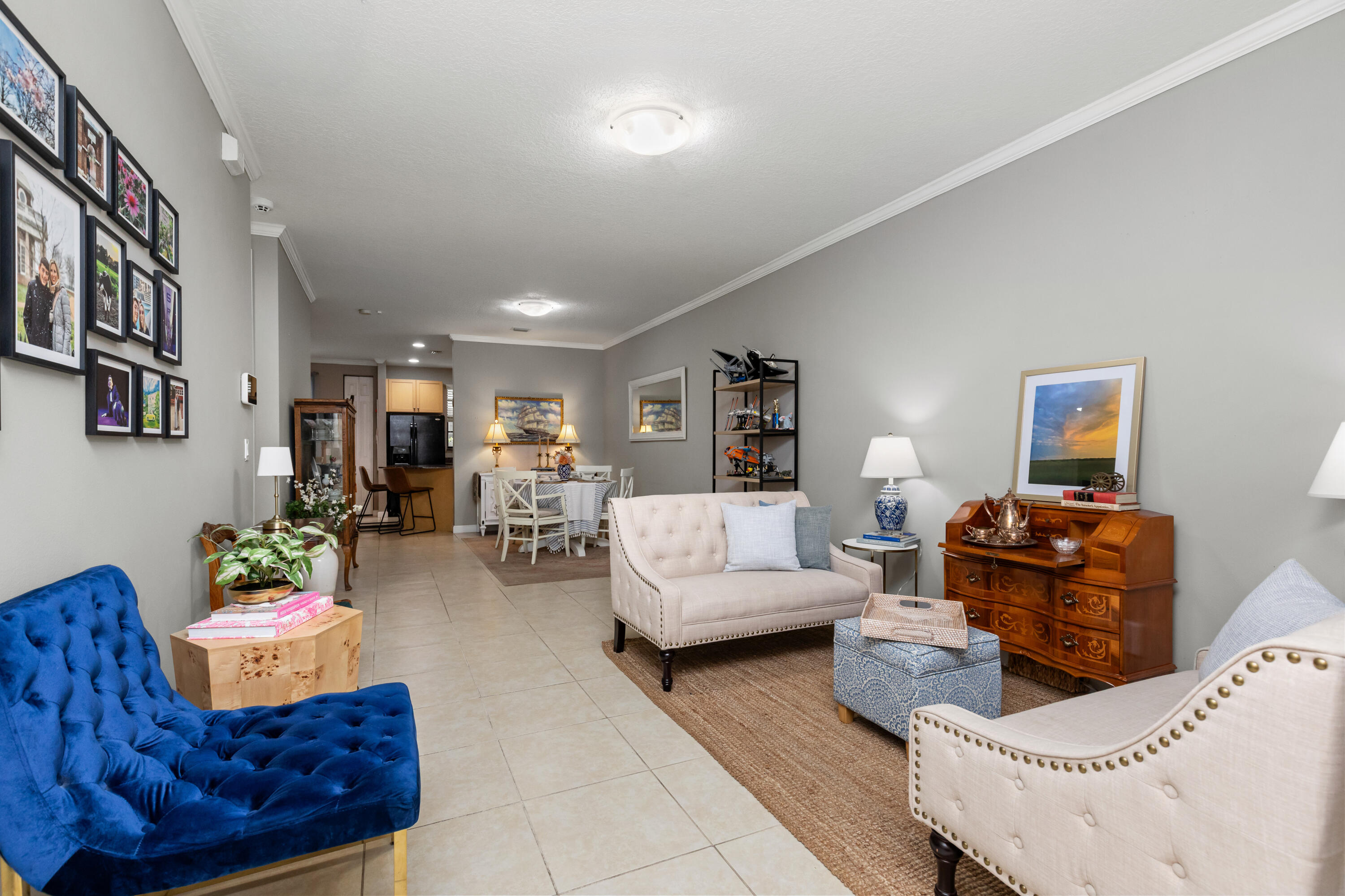 138 E Astor Circle