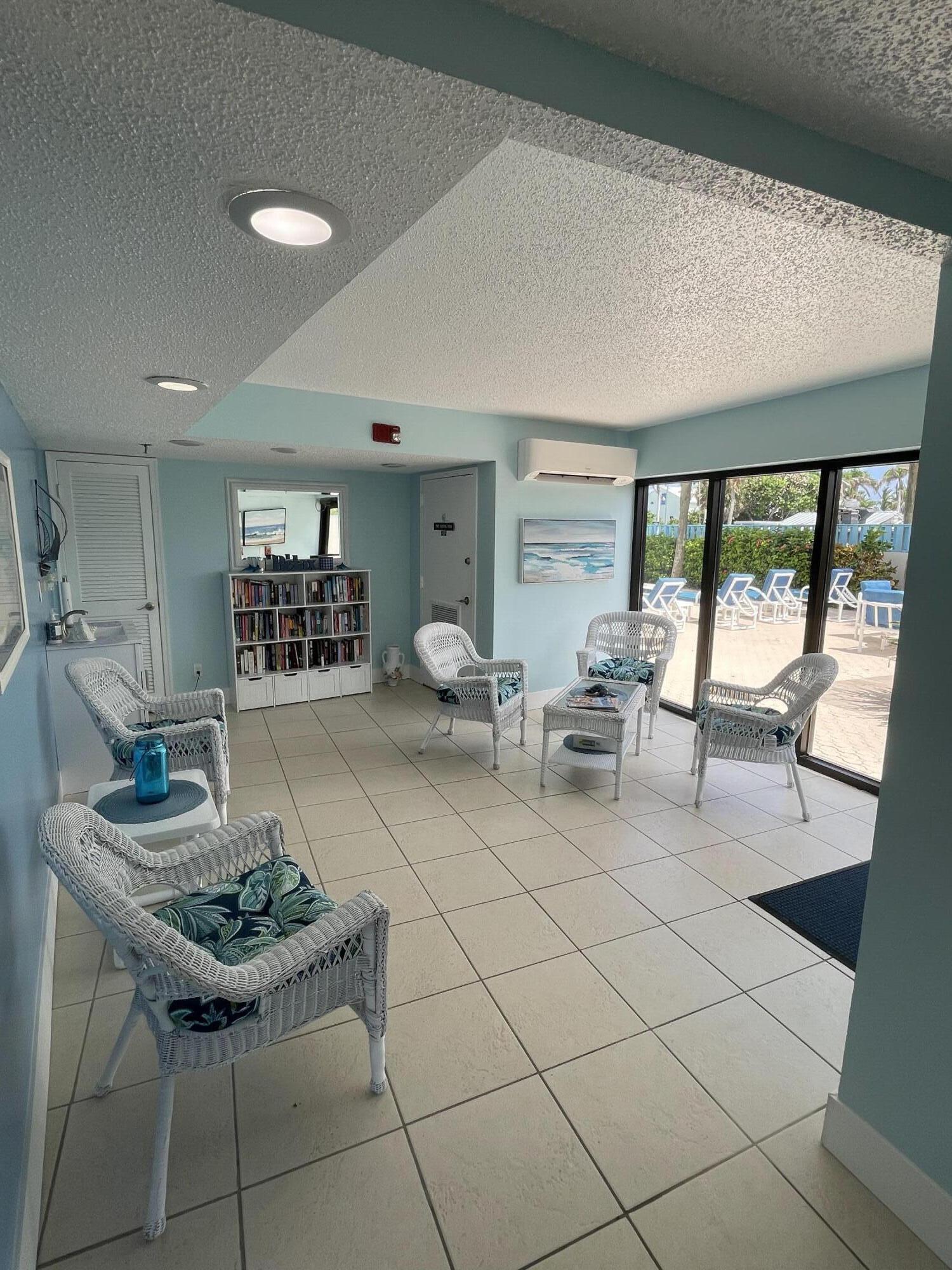 355 S Ocean Drive S 807 Property Photo 3