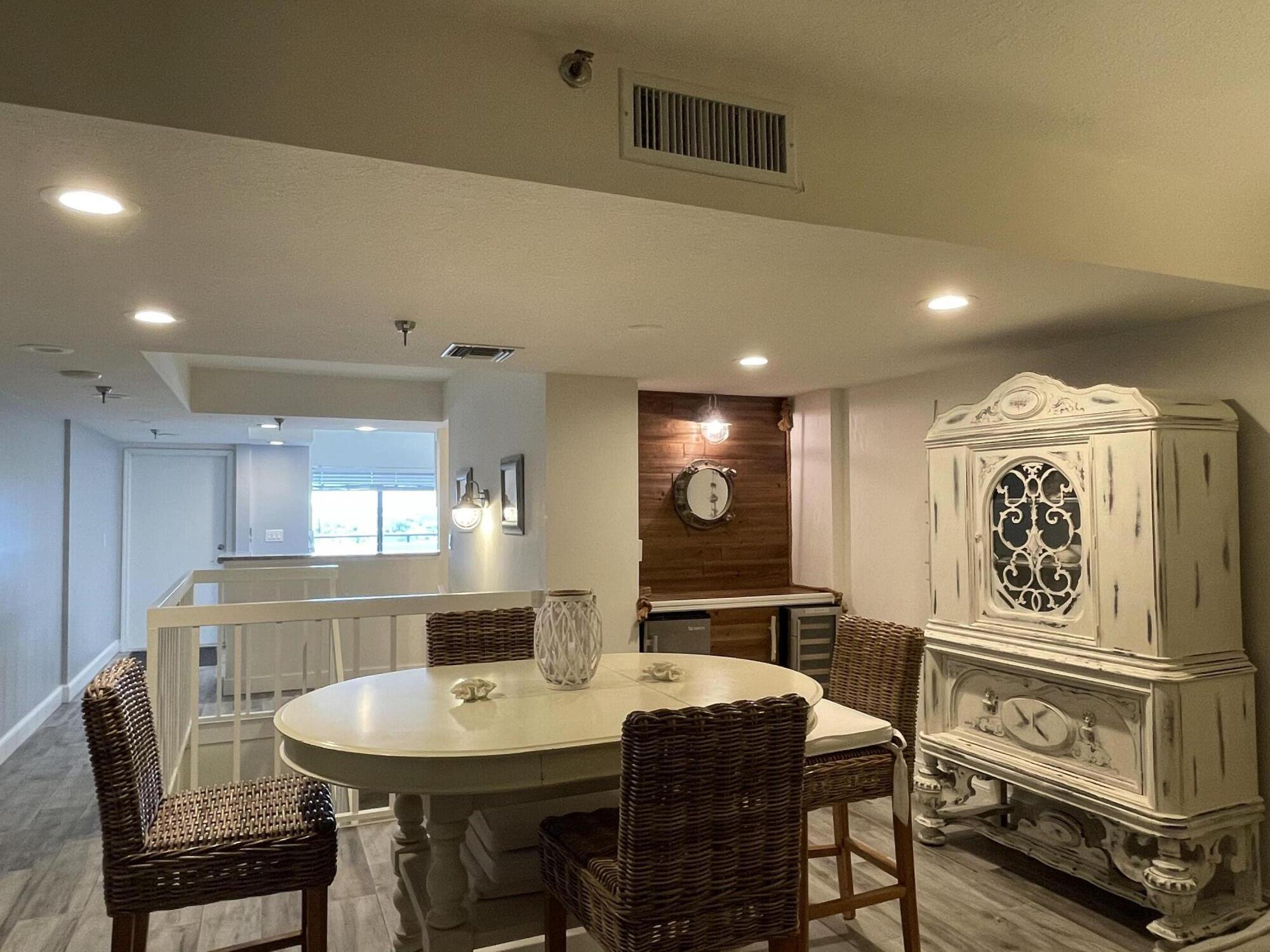 355 S Ocean Drive S 807 Property Photo 7