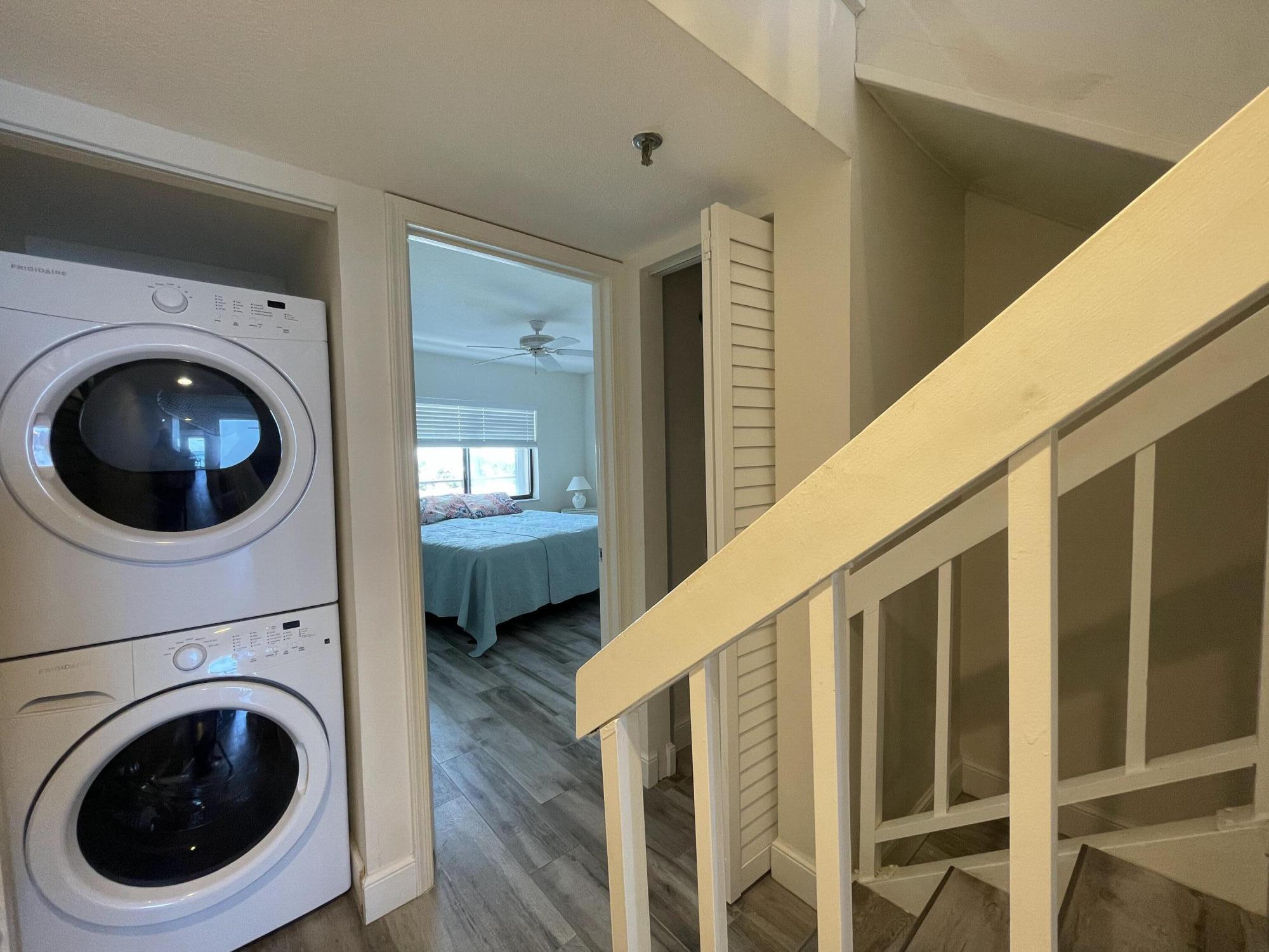 355 S Ocean Drive S 807 Property Photo 17