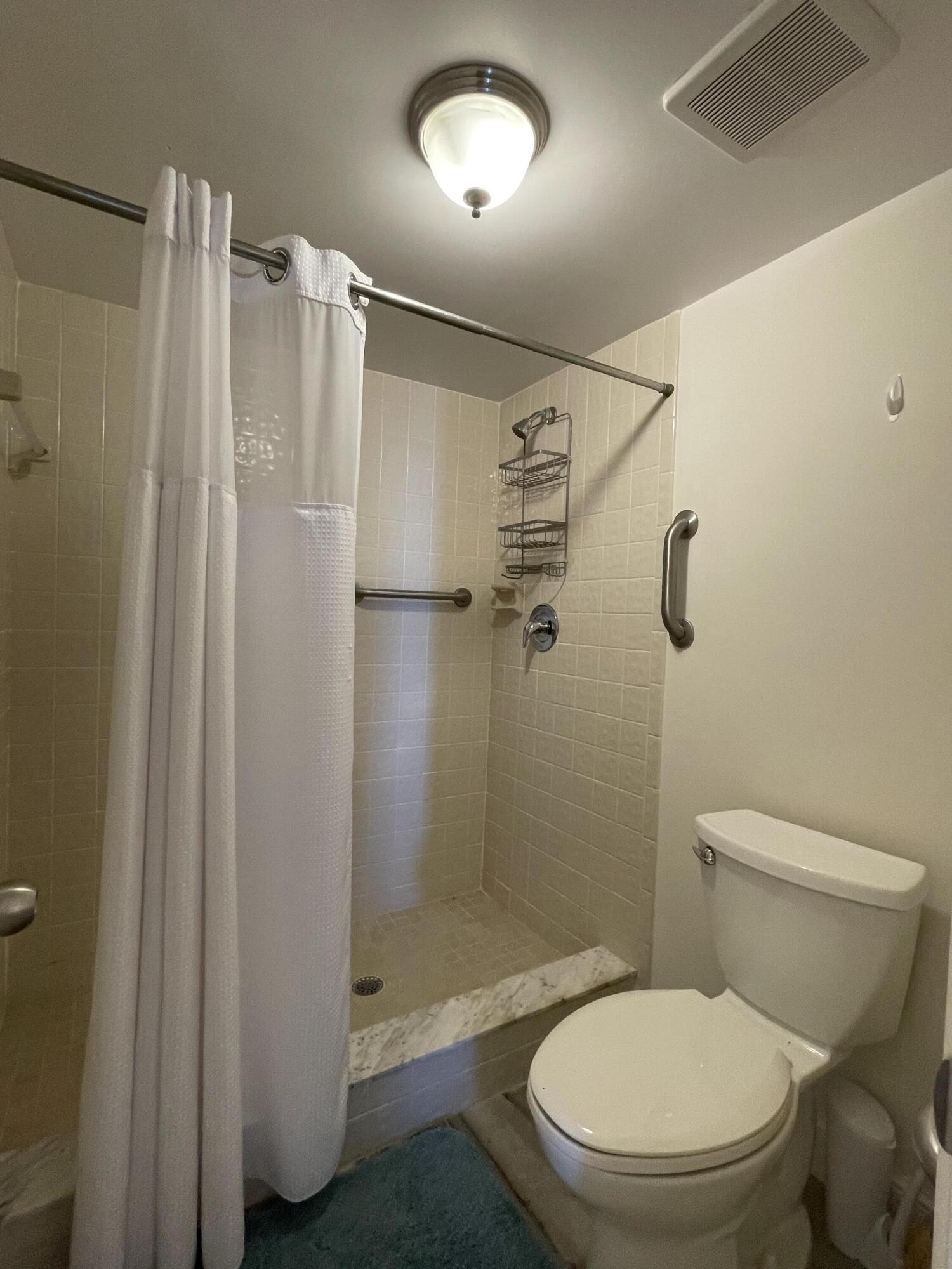 355 S Ocean Drive S 807 Property Photo 23
