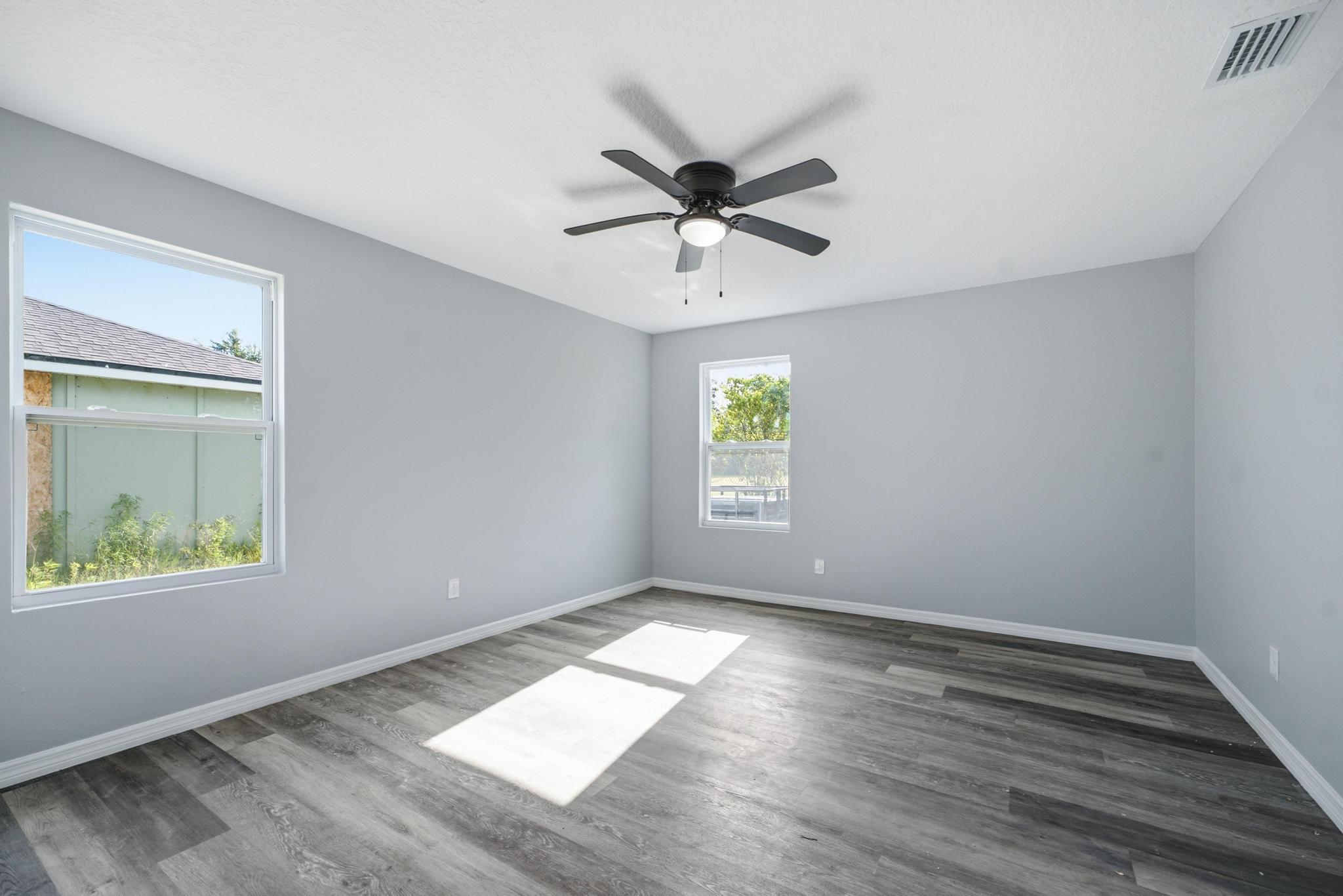 4327 Bessie Circle E Property Photo 18