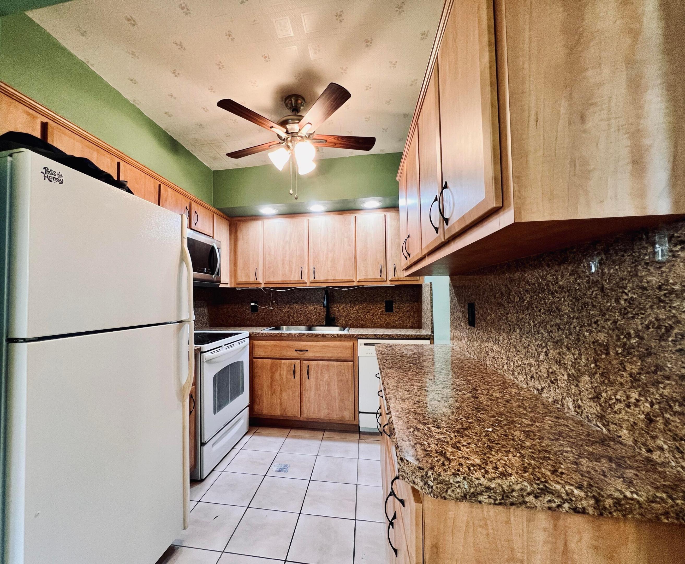 210 Easthampton I Property Photo 2