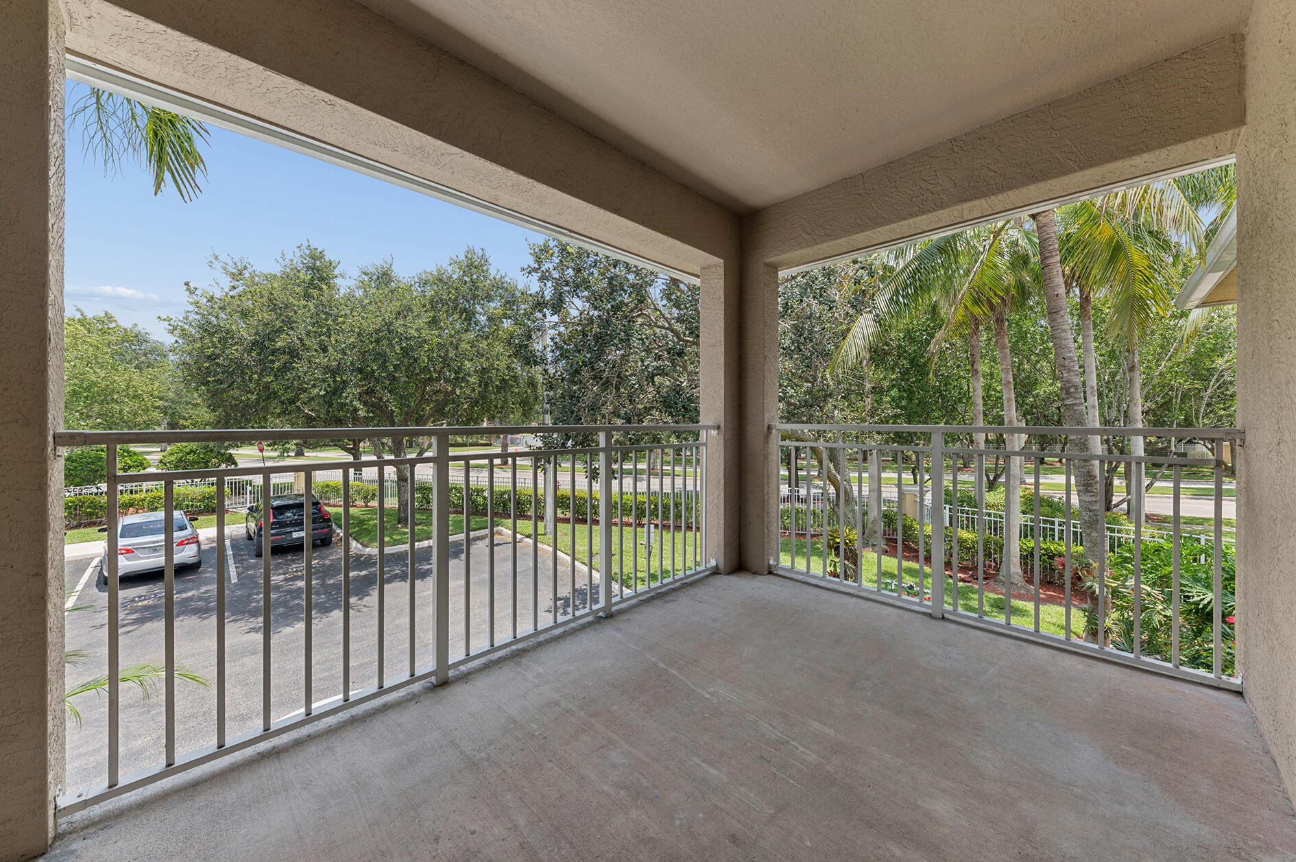 6573 Emerald Dunes Drive 201 Property Photo 10