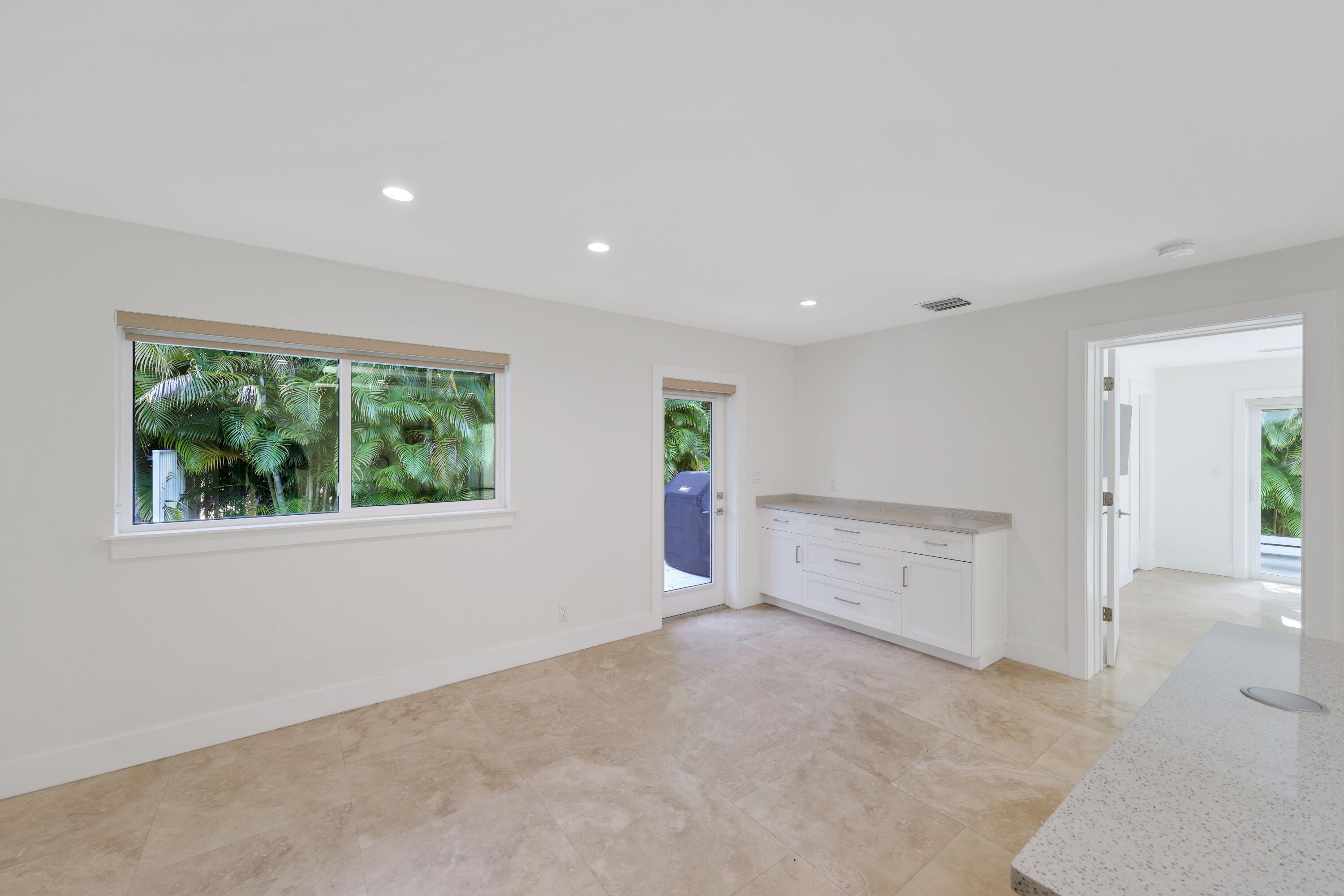 1386 S Atlantic Drive Property Photo 29