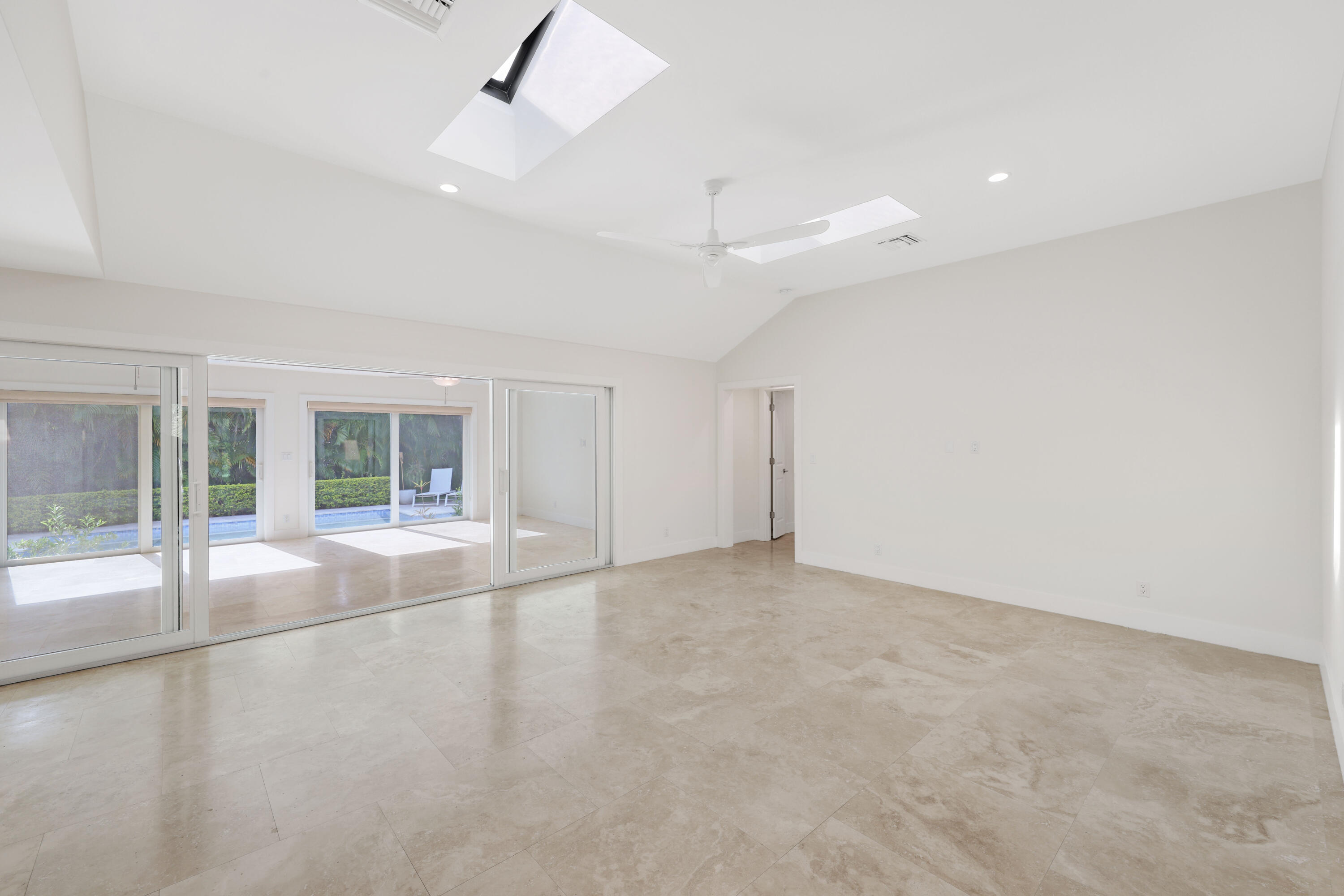 1386 S Atlantic Drive Property Photo 33