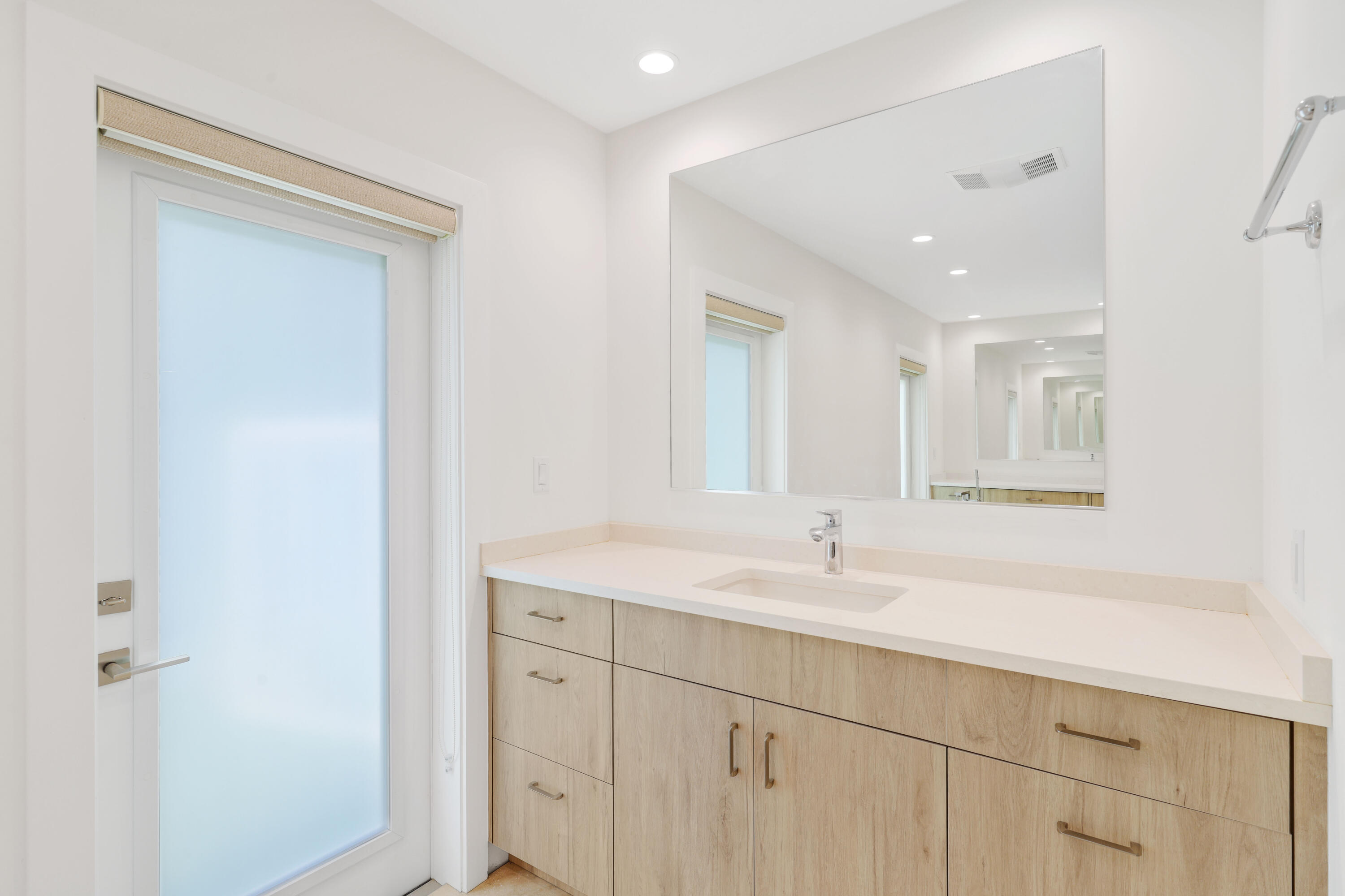 1386 S Atlantic Drive Property Photo 45