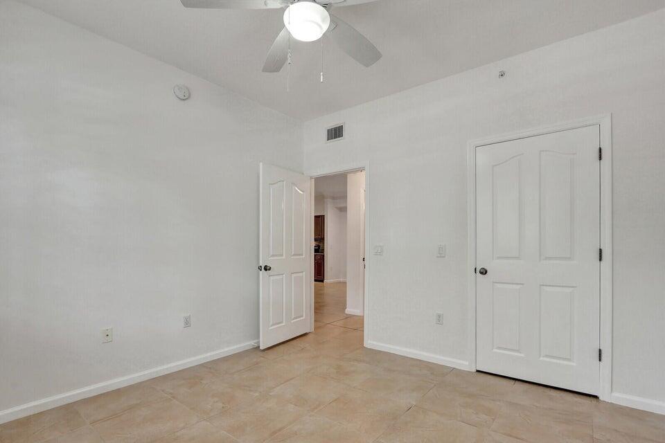 7101 Myrtlewood Circle W Property Photo 14