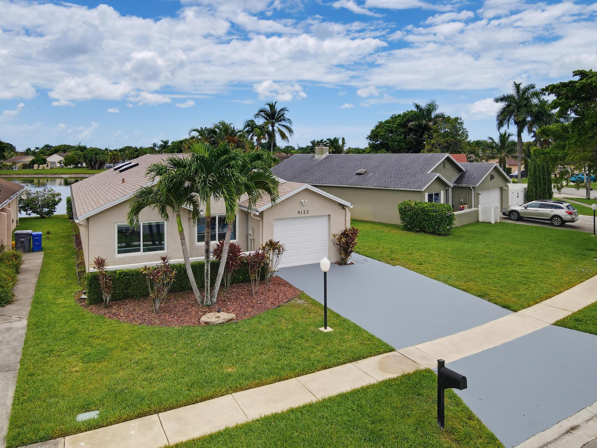 9123 Pine Springs Drive Property Photo 10