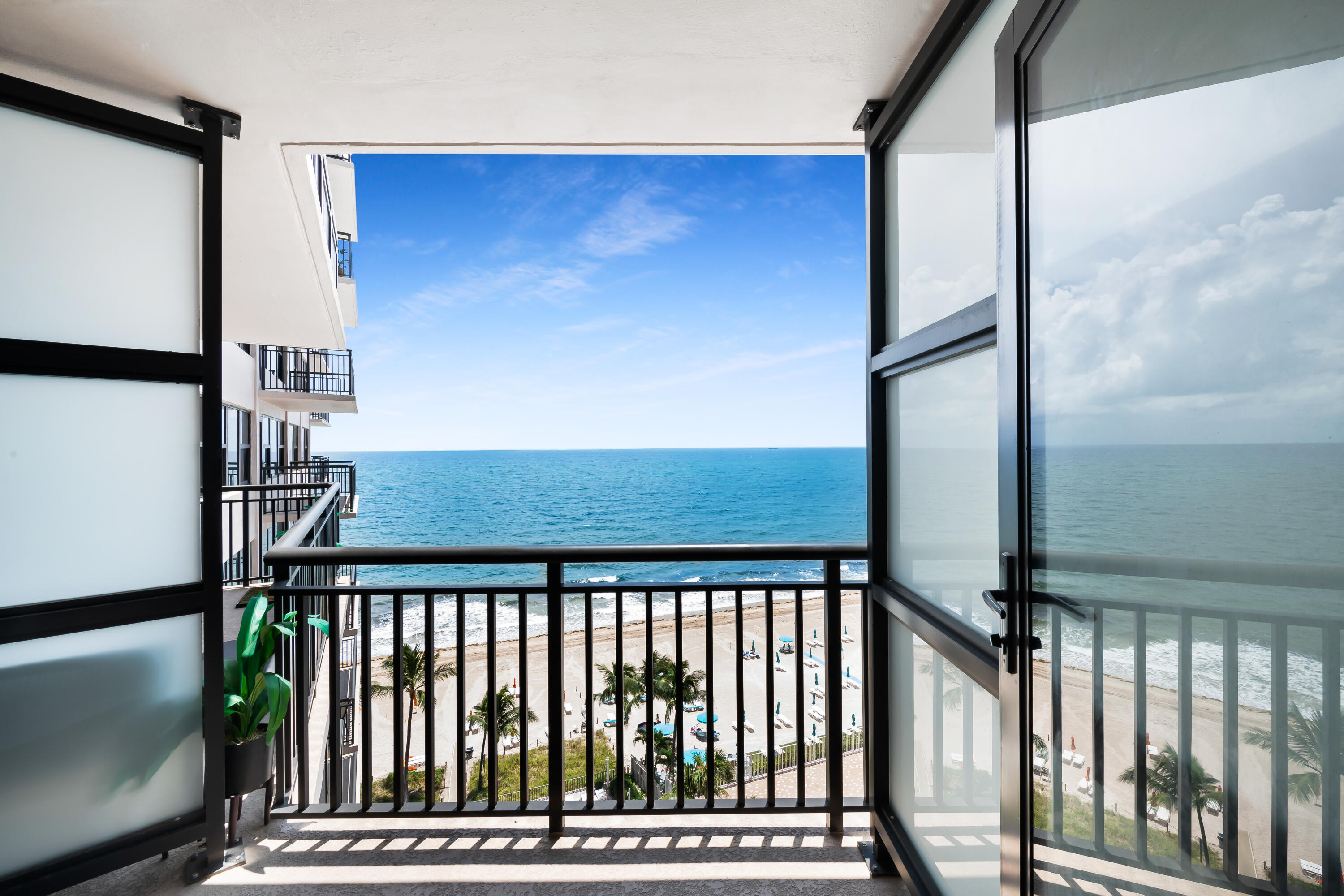 3800 GALT OCEAN Drive 1009 Property Photo 1