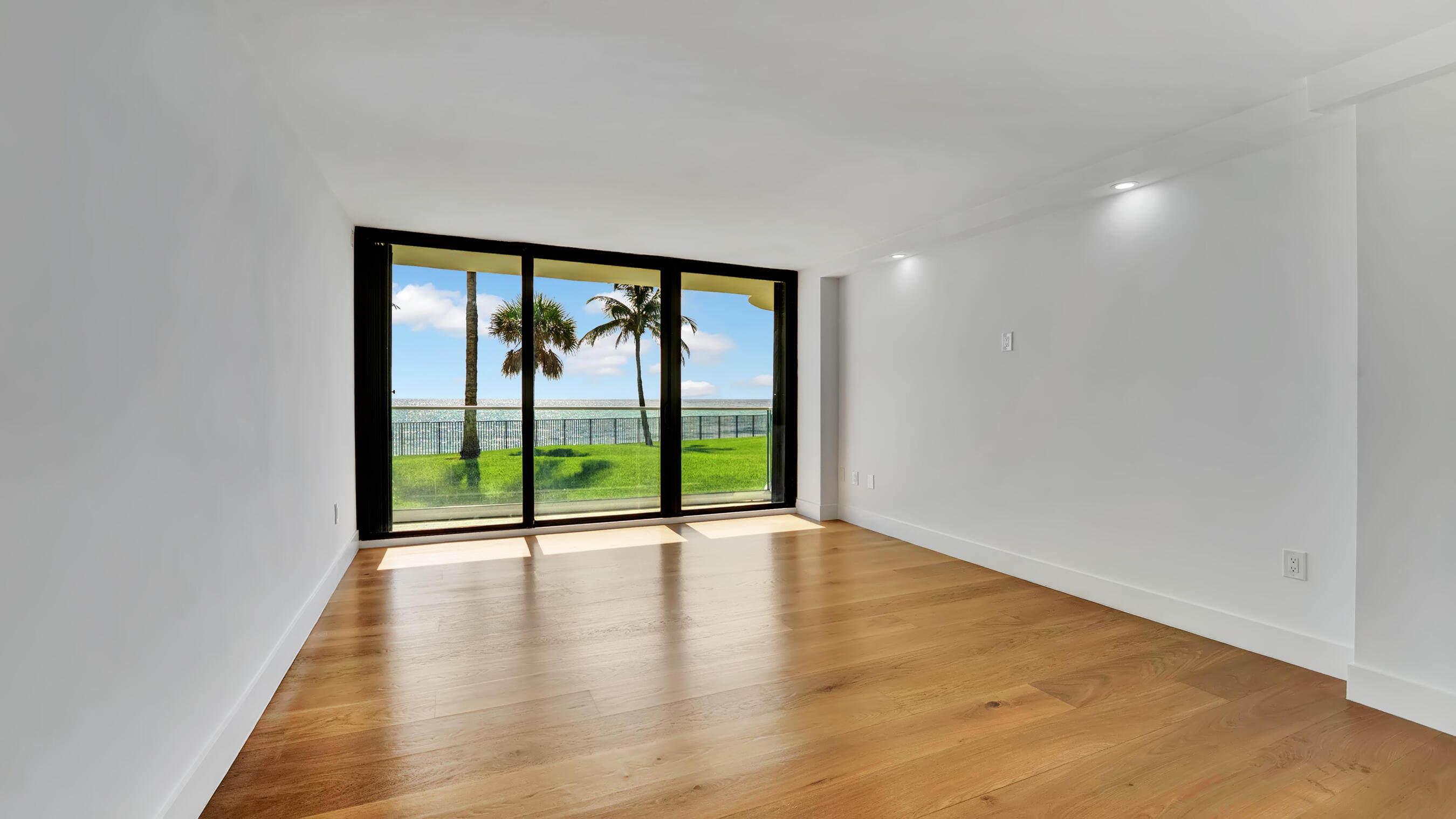 100 S Beach Road 103 Property Photo 23